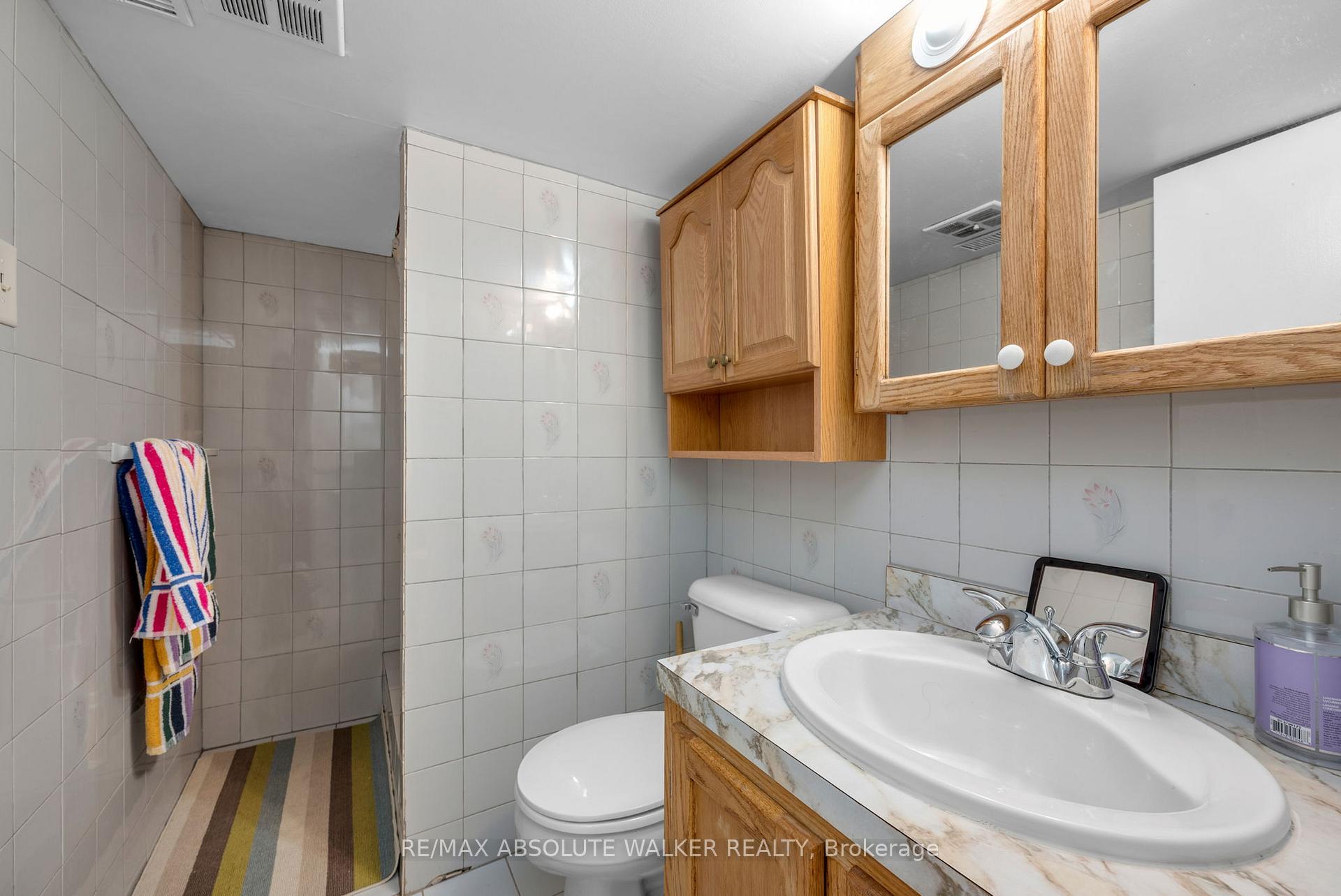 Photo 25 of 1121 Cholette Crescent, Ottawa, Convent Glen South — HOMEH