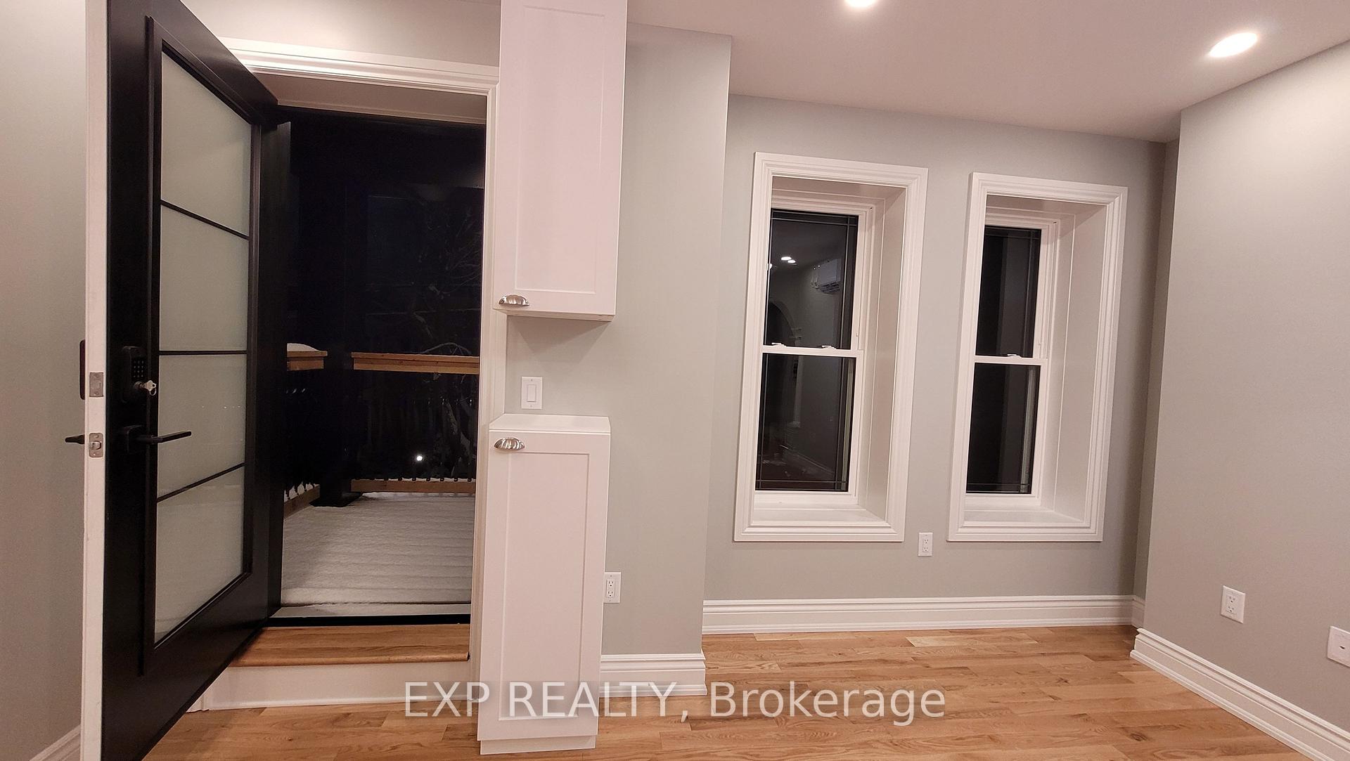 Photo 4 of Unit 202, 157-159 James Street, Ottawa, Ottawa Centre — HOMEH