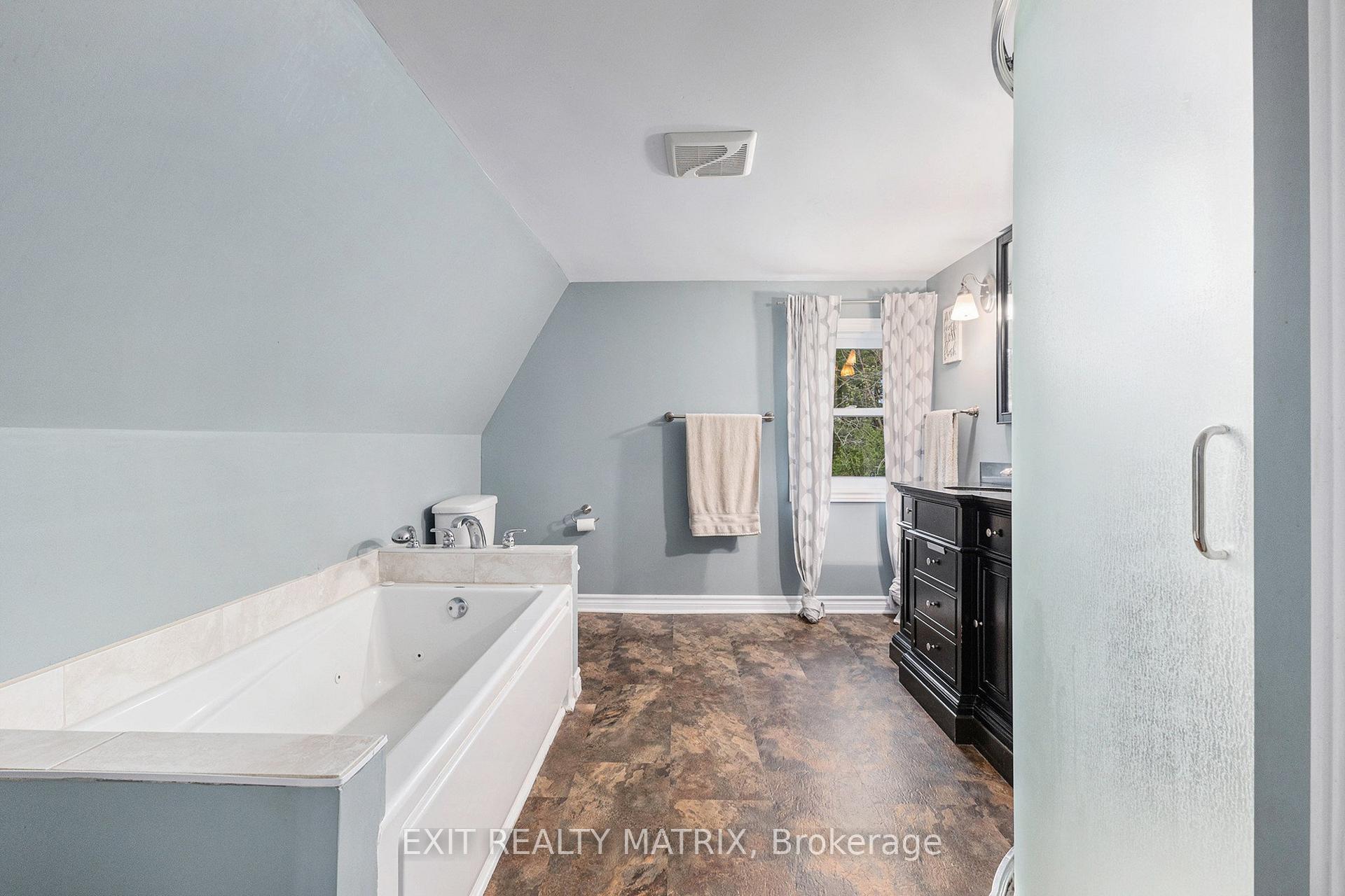 Photo 18 of 2937 Rideau Ferry Road, Perth — HOMEH