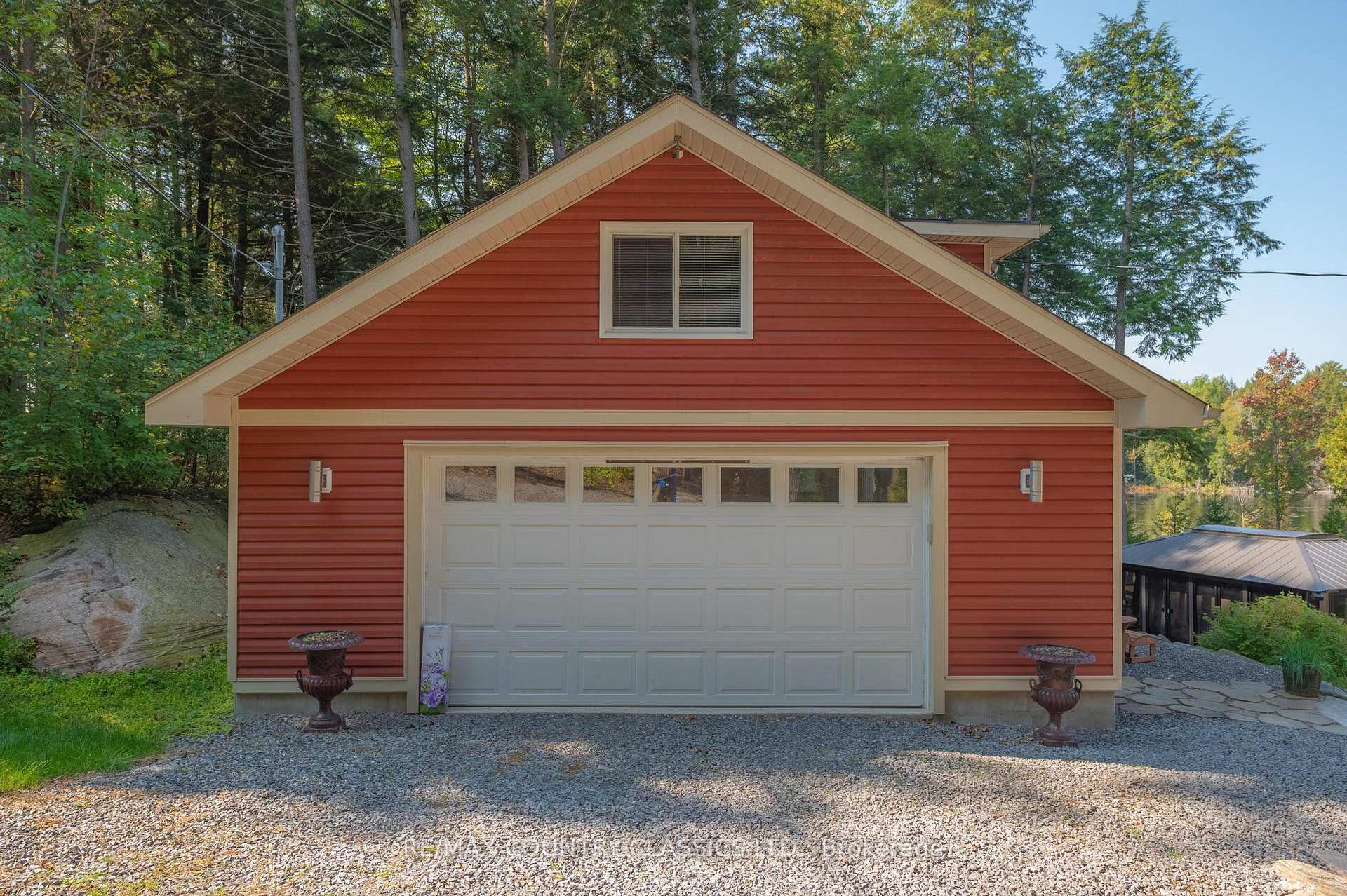 Photo 3 of 390 Walkes Road, North Kawartha — HOMEH
