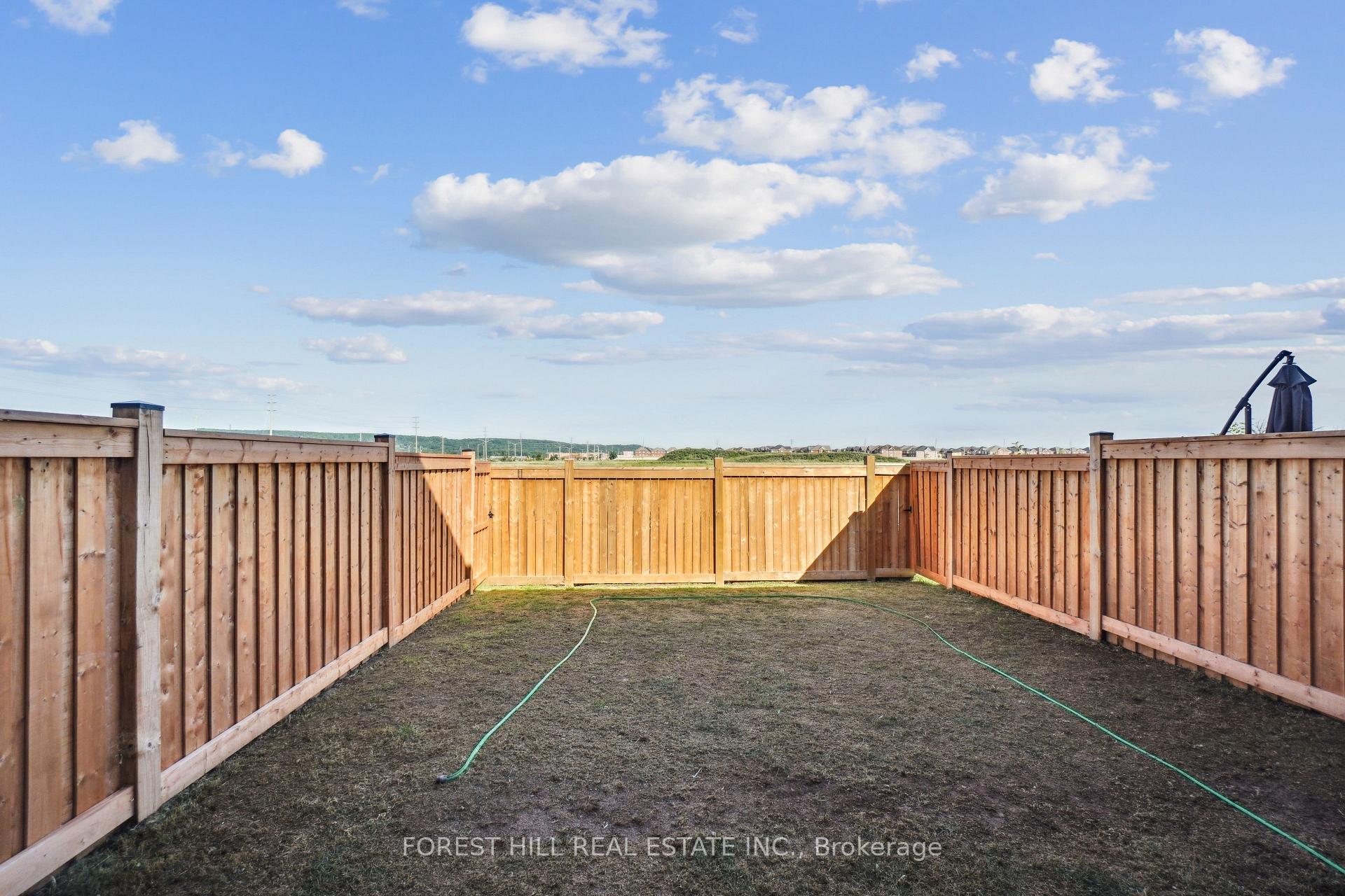 Photo 23 of 477 Gordon Krantz Avenue, Milton, Rural Milton — HOMEH