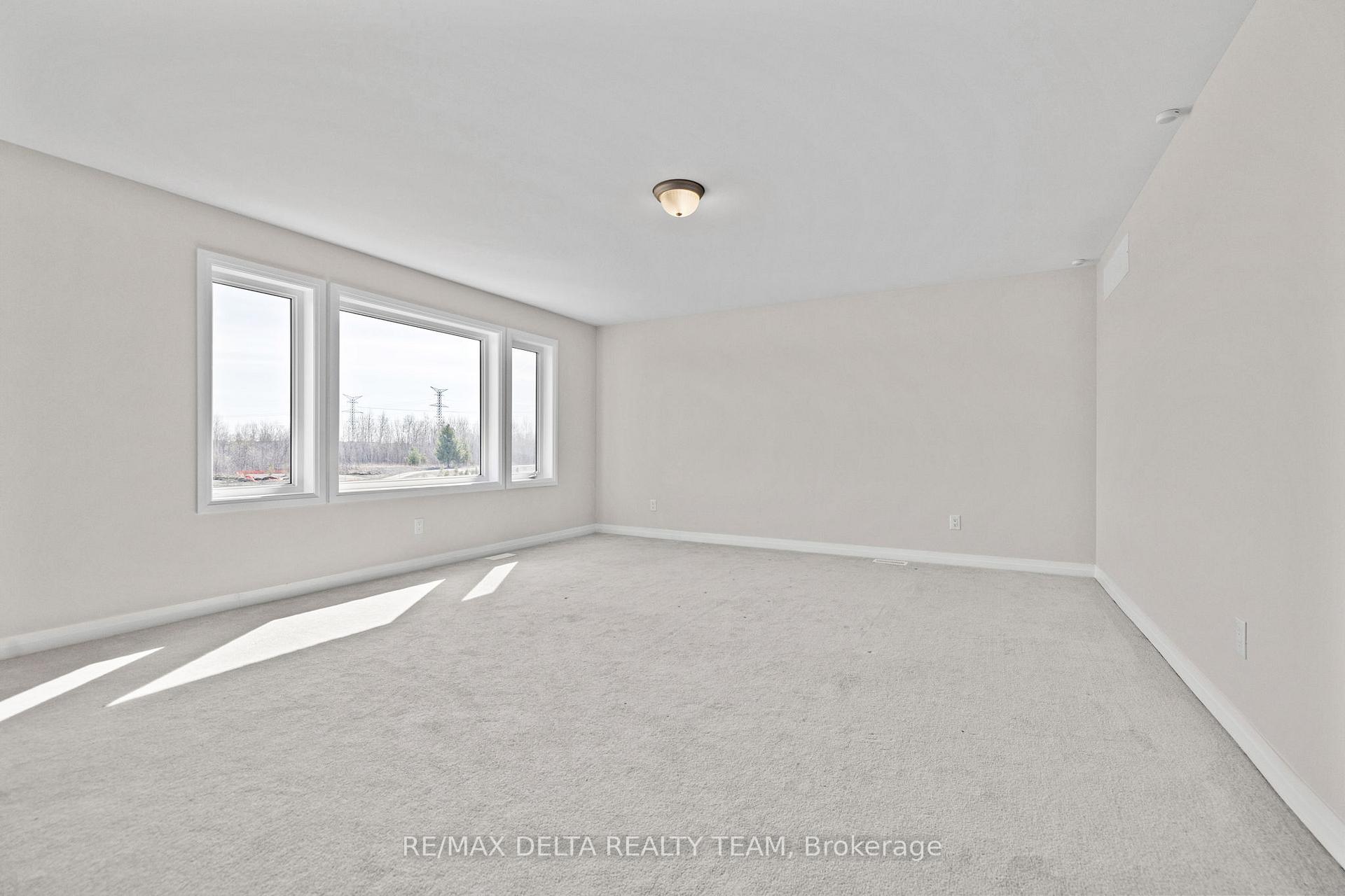 Photo 24 of 832 Mercier Crescent, Ottawa, Chapel Hill South - Orleans Village — HOMEH