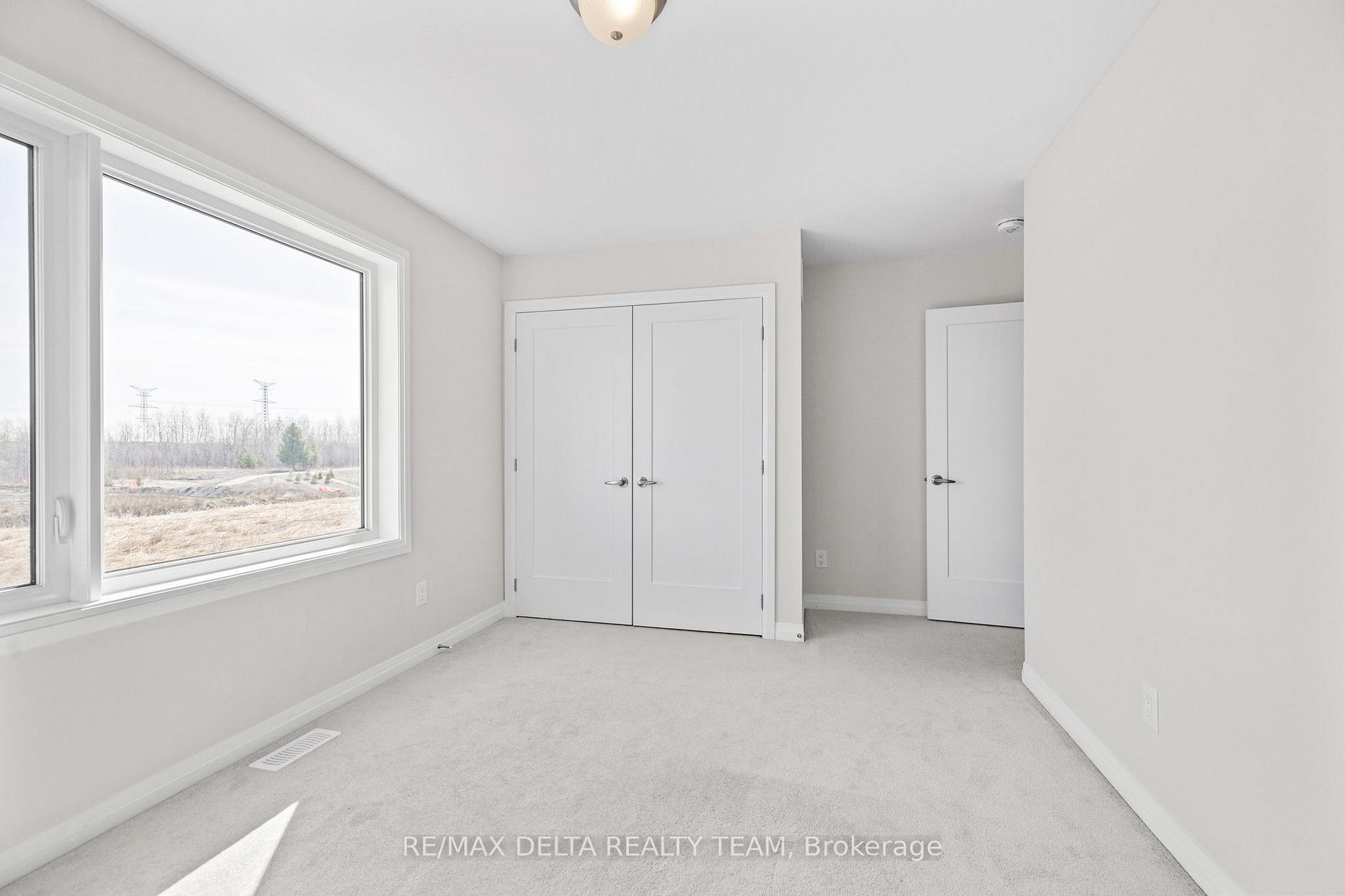 Photo 37 of 832 Mercier Crescent, Ottawa, Chapel Hill South - Orleans Village — HOMEH