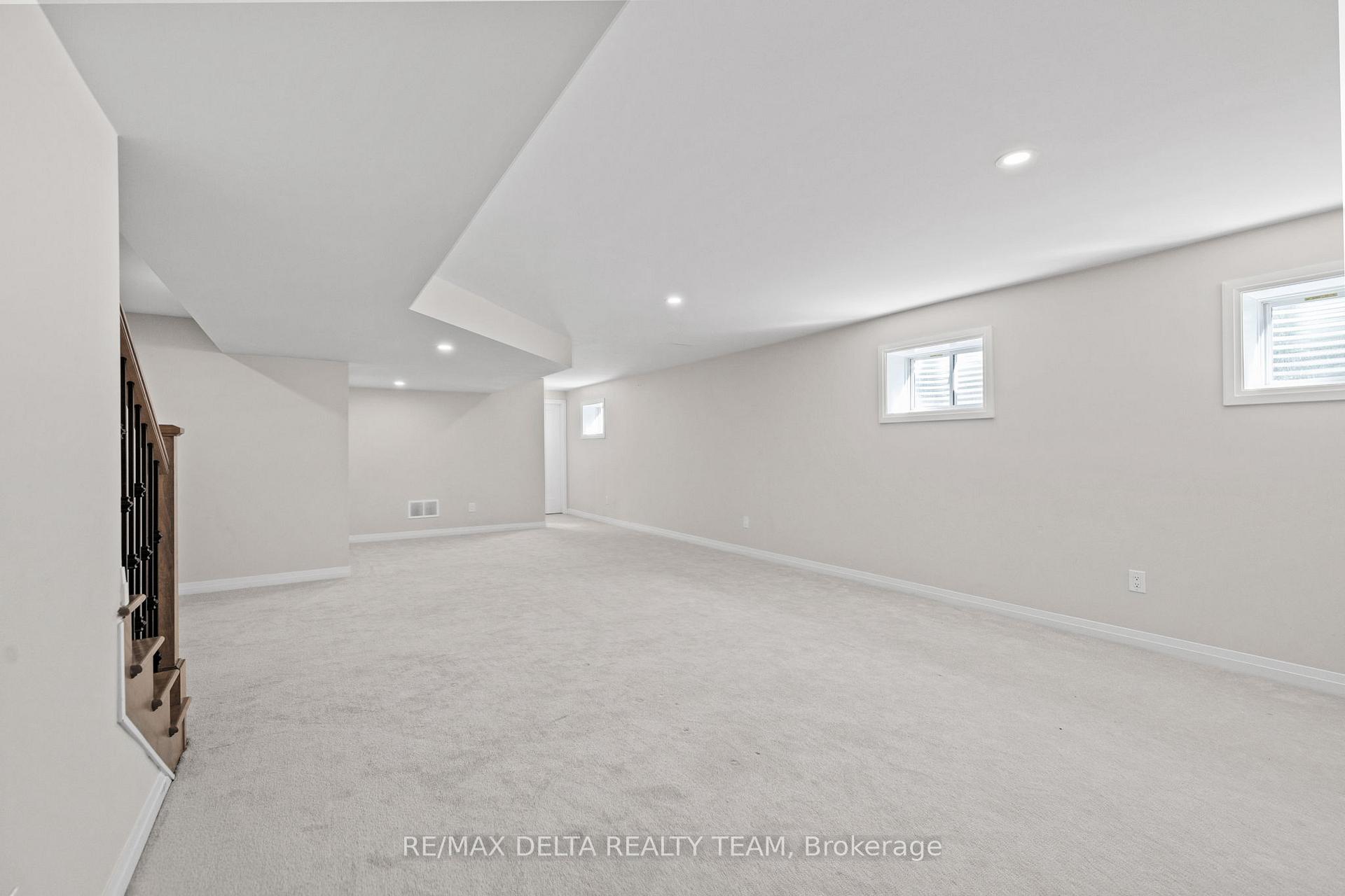 Photo 41 of 832 Mercier Crescent, Ottawa, Chapel Hill South - Orleans Village — HOMEH