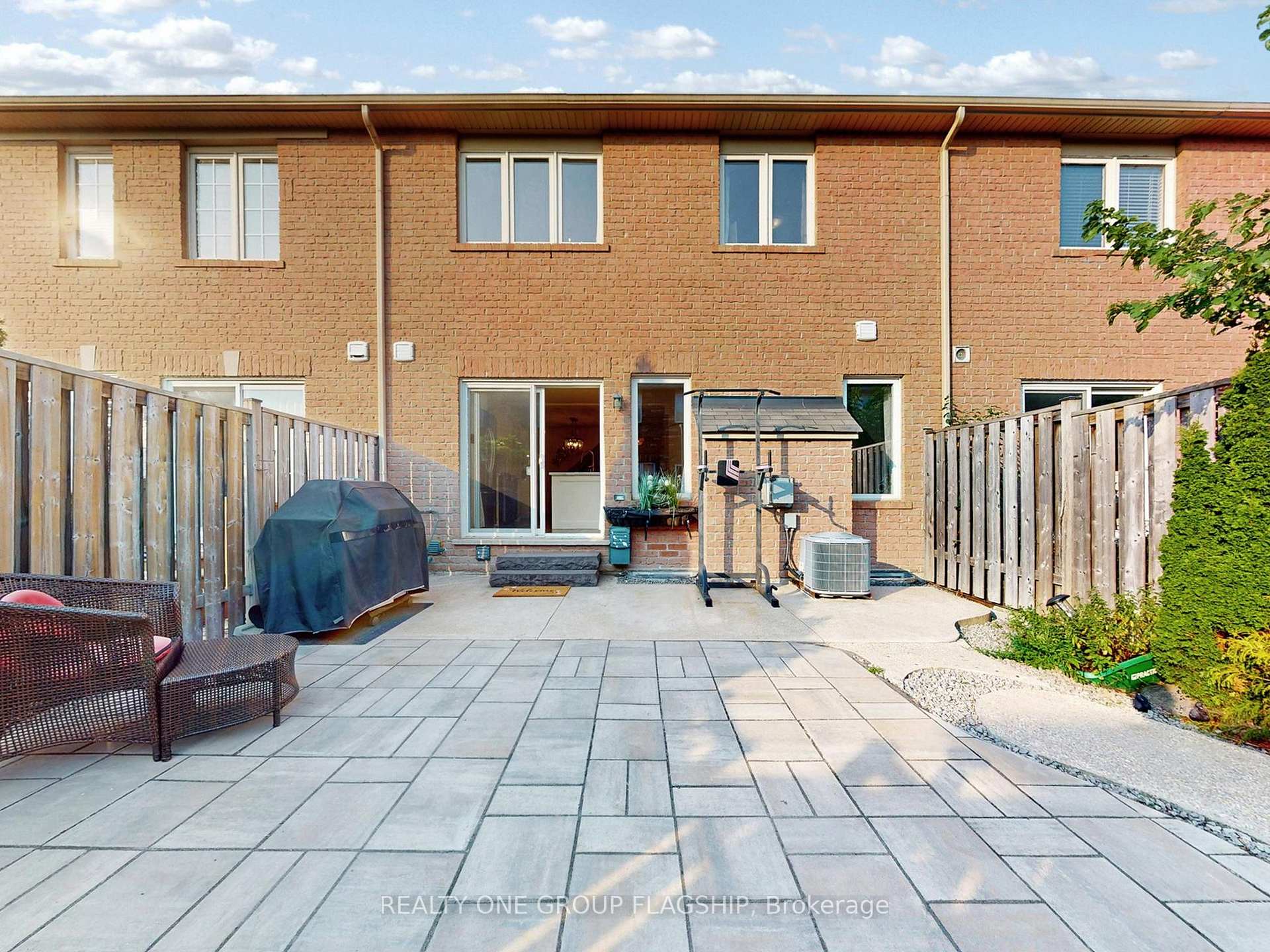 Photo 34 of 589 Cargill Path, Milton, Coates — HOMEH