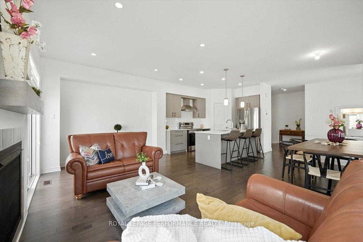 Photo 16 of 665 Cordelette Circle W, Ottawa, Mer Bleue/Bradley Estates/Anderson Park — HOMEH