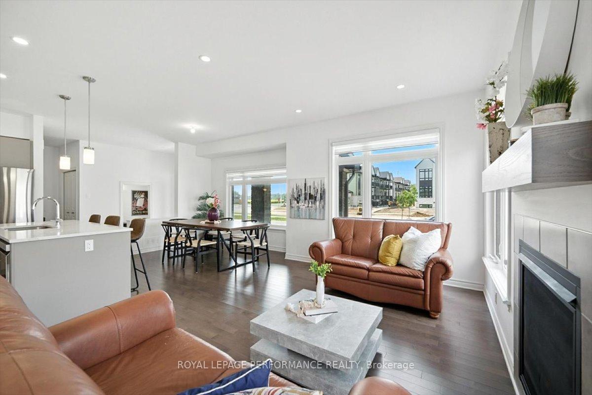 Photo 17 of 665 Cordelette Circle W, Ottawa, Mer Bleue/Bradley Estates/Anderson Park — HOMEH