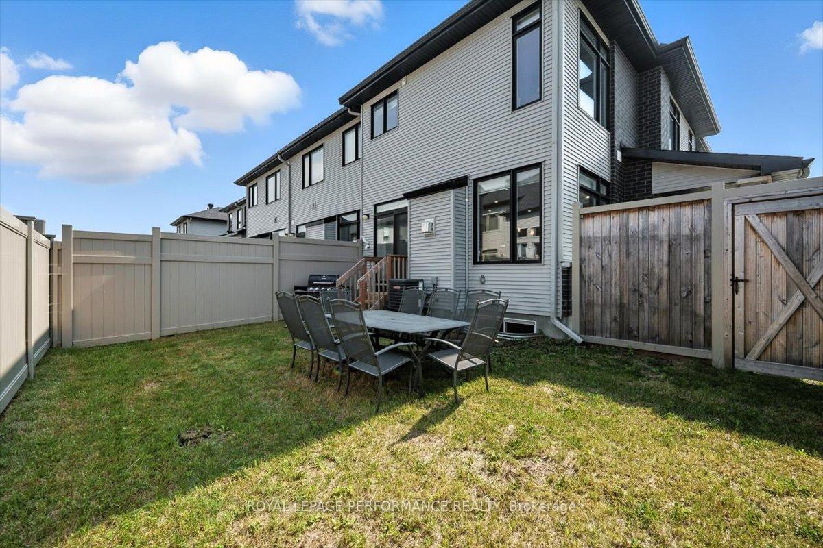 Photo 43 of 665 Cordelette Circle W, Ottawa, Mer Bleue/Bradley Estates/Anderson Park — HOMEH