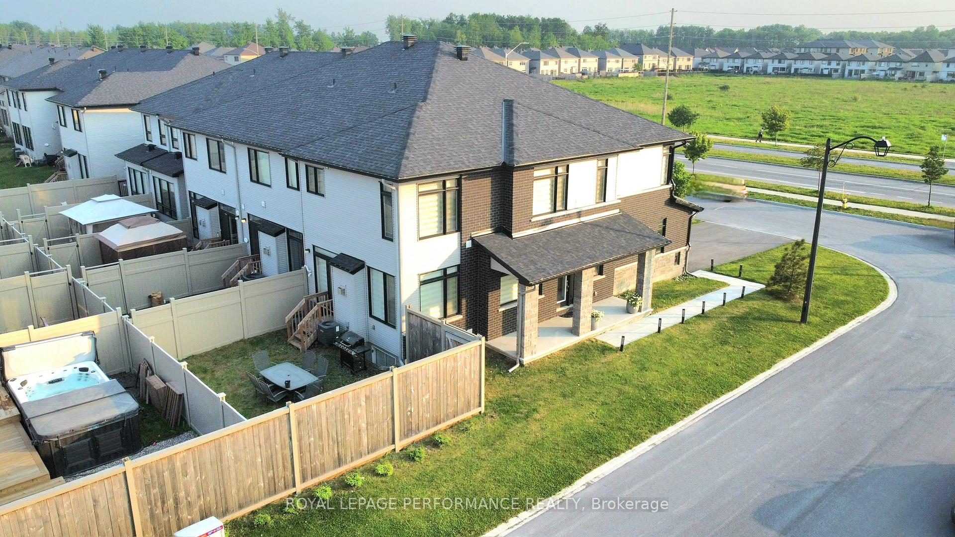 Photo 45 of 665 Cordelette Circle W, Ottawa, Mer Bleue/Bradley Estates/Anderson Park — HOMEH