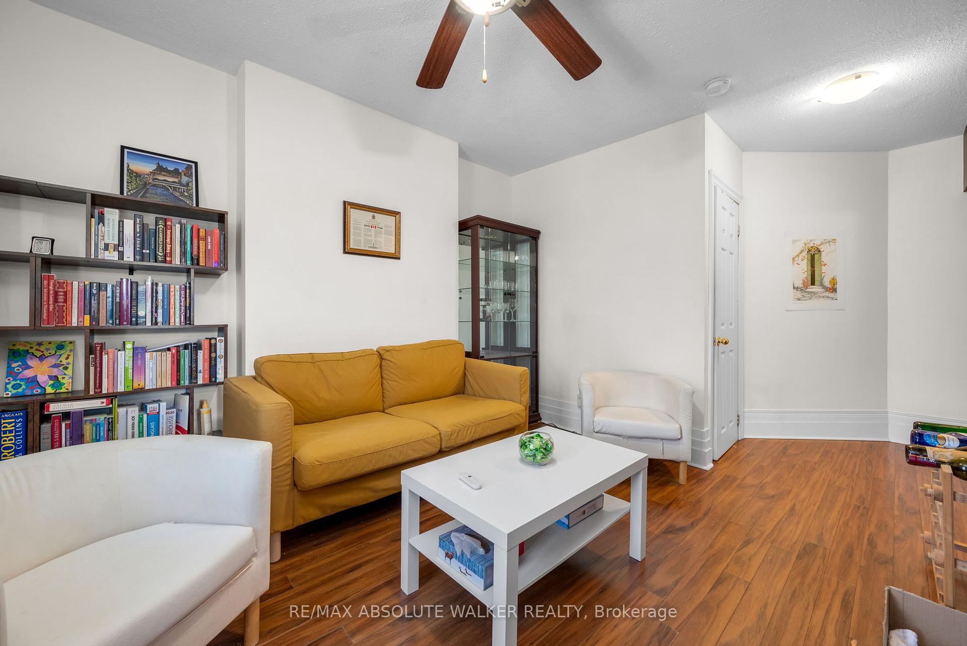Photo 4 of Unit B, 104 Gilmour Street, Ottawa, Ottawa Centre/Golden Triangle — HOMEH
