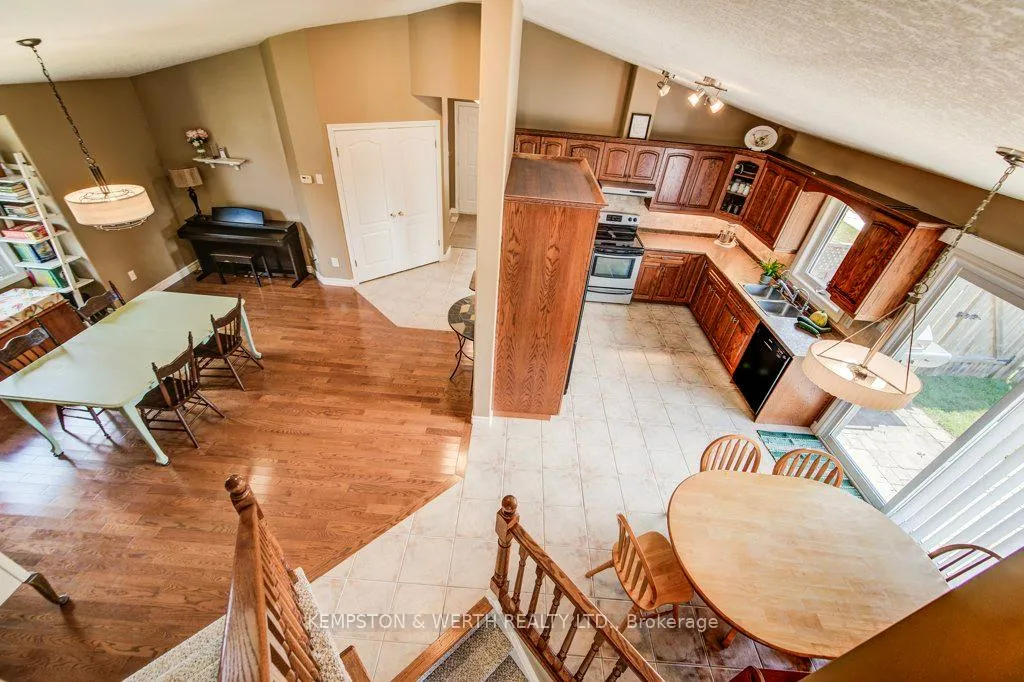Photo 34 of 995 Boyd Avenue, North Perth, Listowel — HOMEH