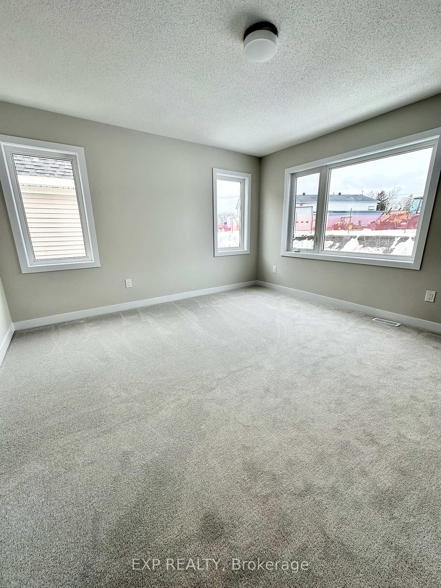 Photo 13 of 91 Pizzicato Street, Ottawa, Mer Bleue/Bradley Estates/Anderson Park — HOMEH