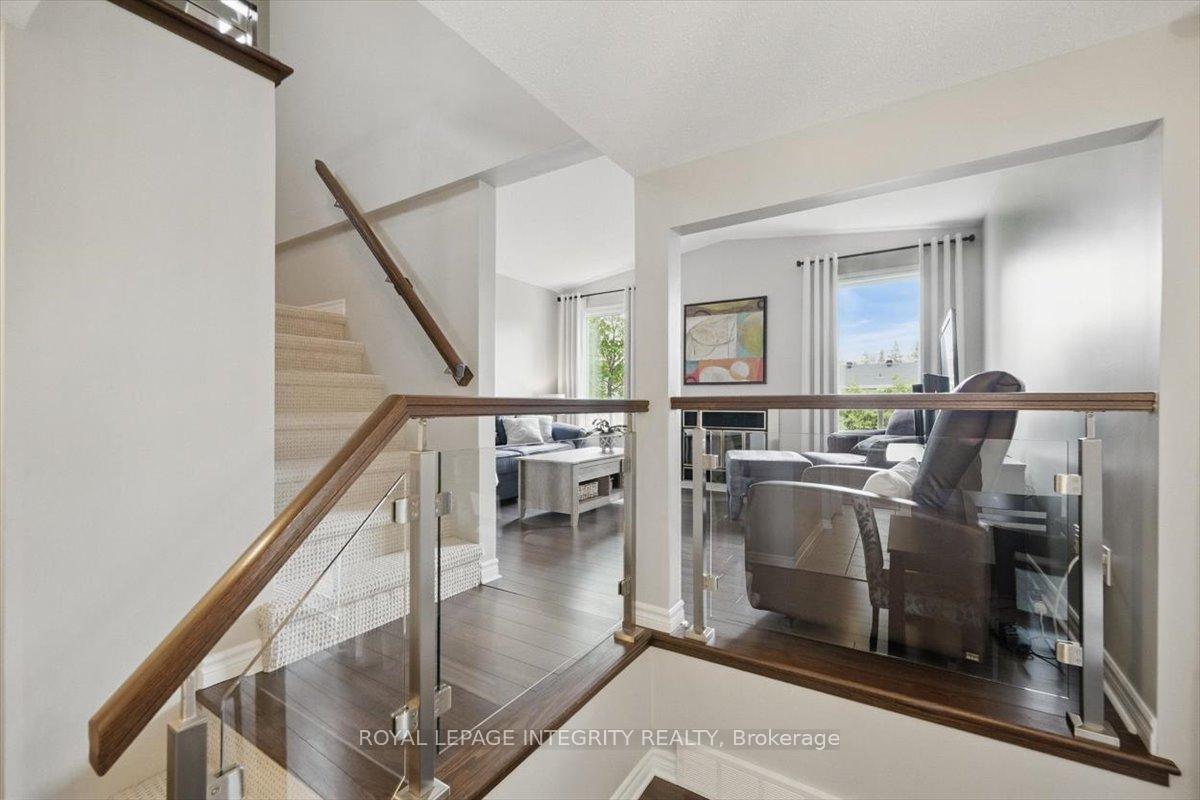 Photo 15 of 1561 Verchere Street, Ottawa, Chateauneuf — HOMEH