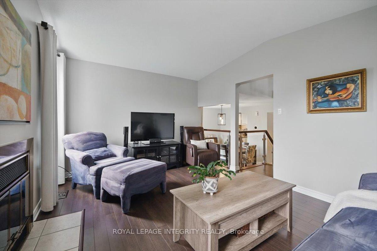 Photo 18 of 1561 Verchere Street, Ottawa, Chateauneuf — HOMEH