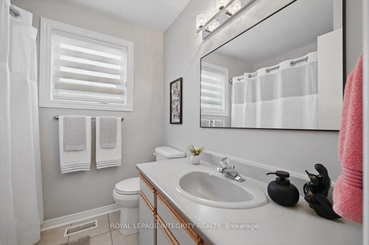 Photo 27 of 1561 Verchere Street, Ottawa, Chateauneuf — HOMEH