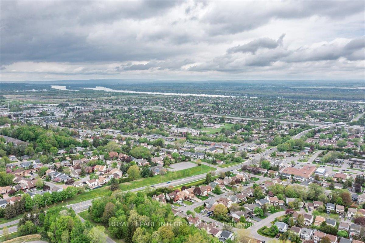 Photo 48 of 1561 Verchere Street, Ottawa, Chateauneuf — HOMEH