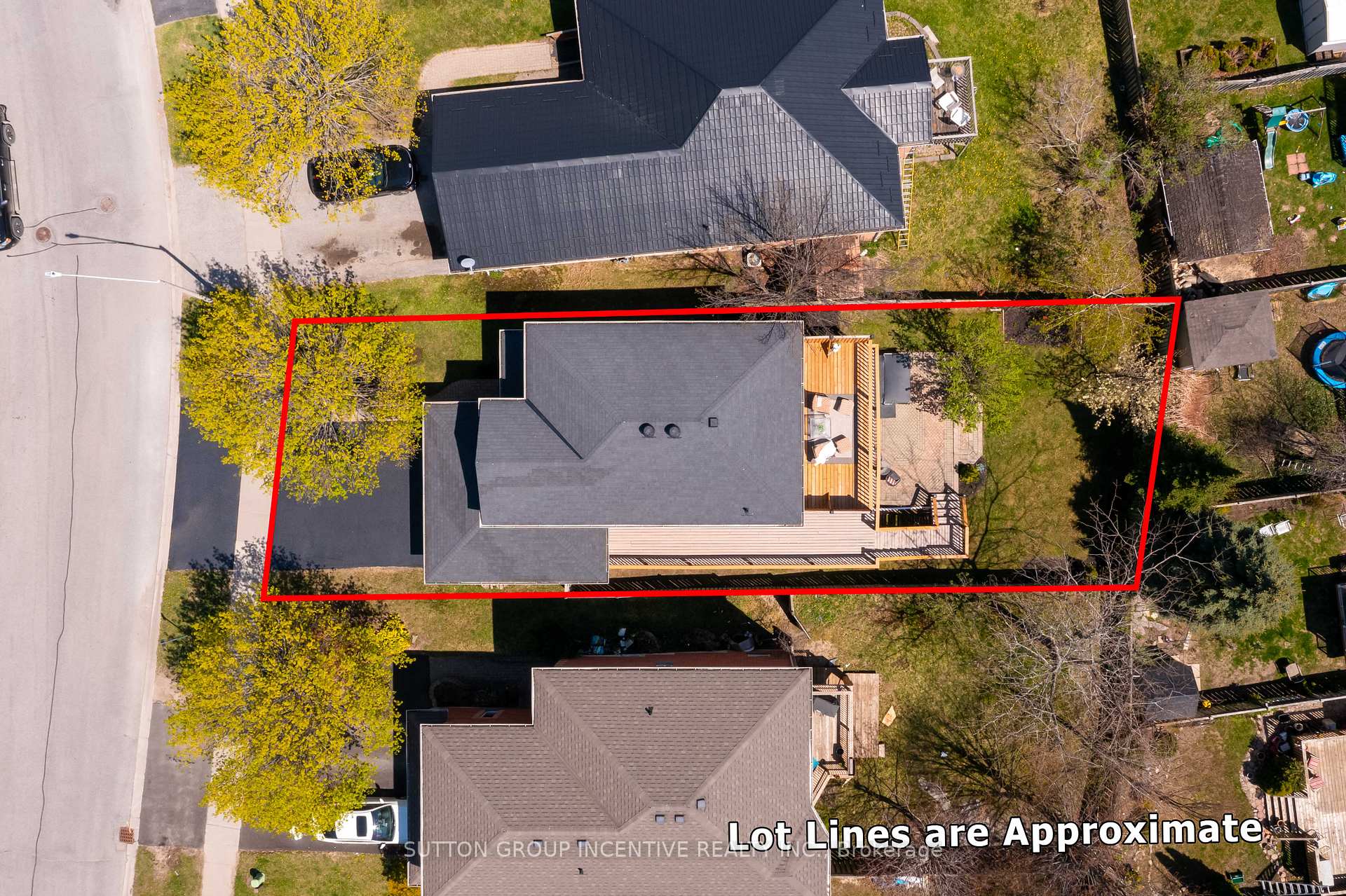 Photo 3 of 55 Vanessa Drive, Orillia — HOMEH