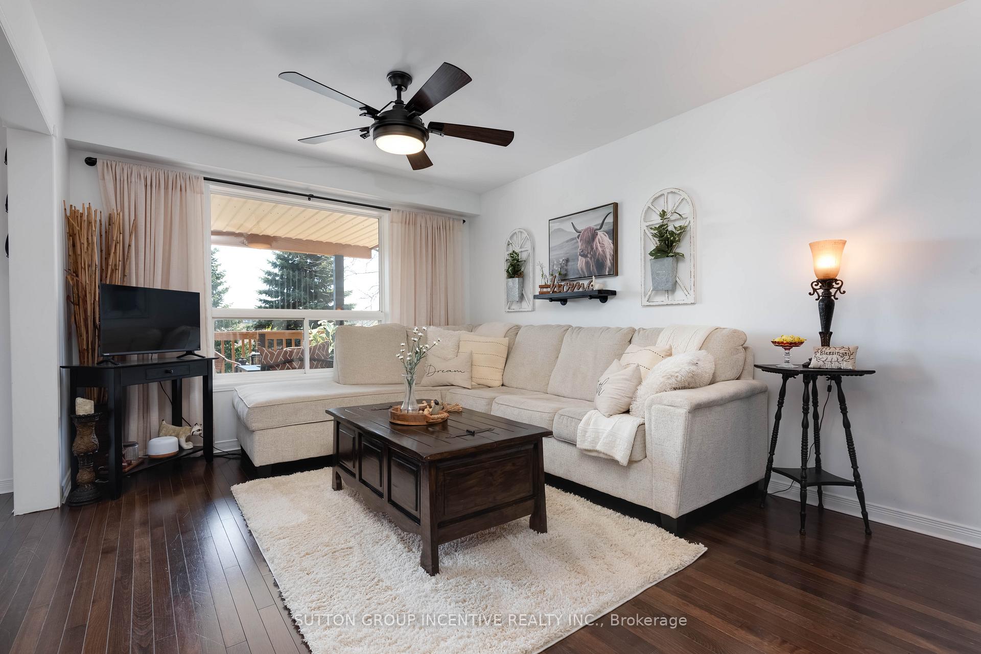 Photo 5 of 55 Vanessa Drive, Orillia — HOMEH