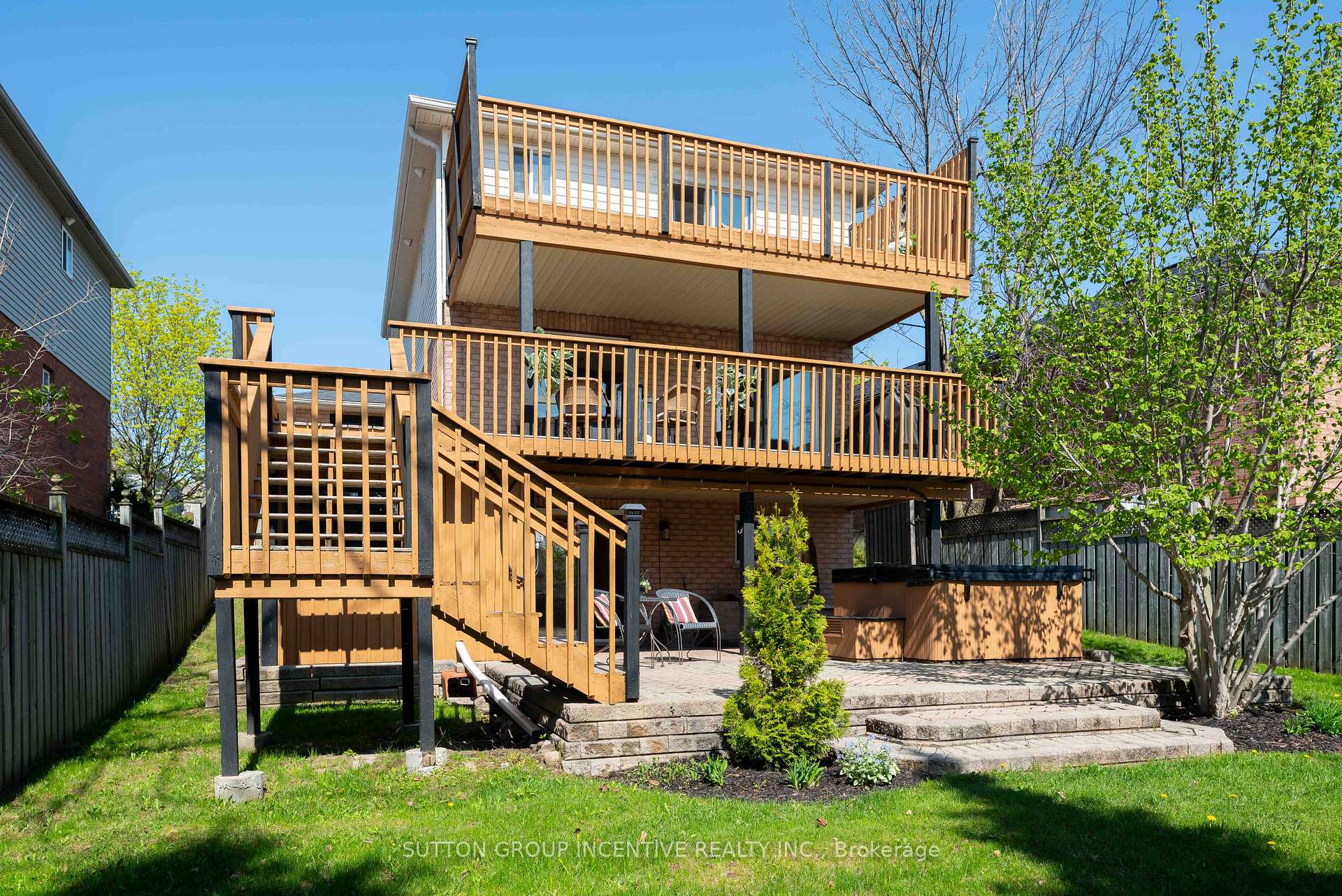Photo 26 of 55 Vanessa Drive, Orillia — HOMEH