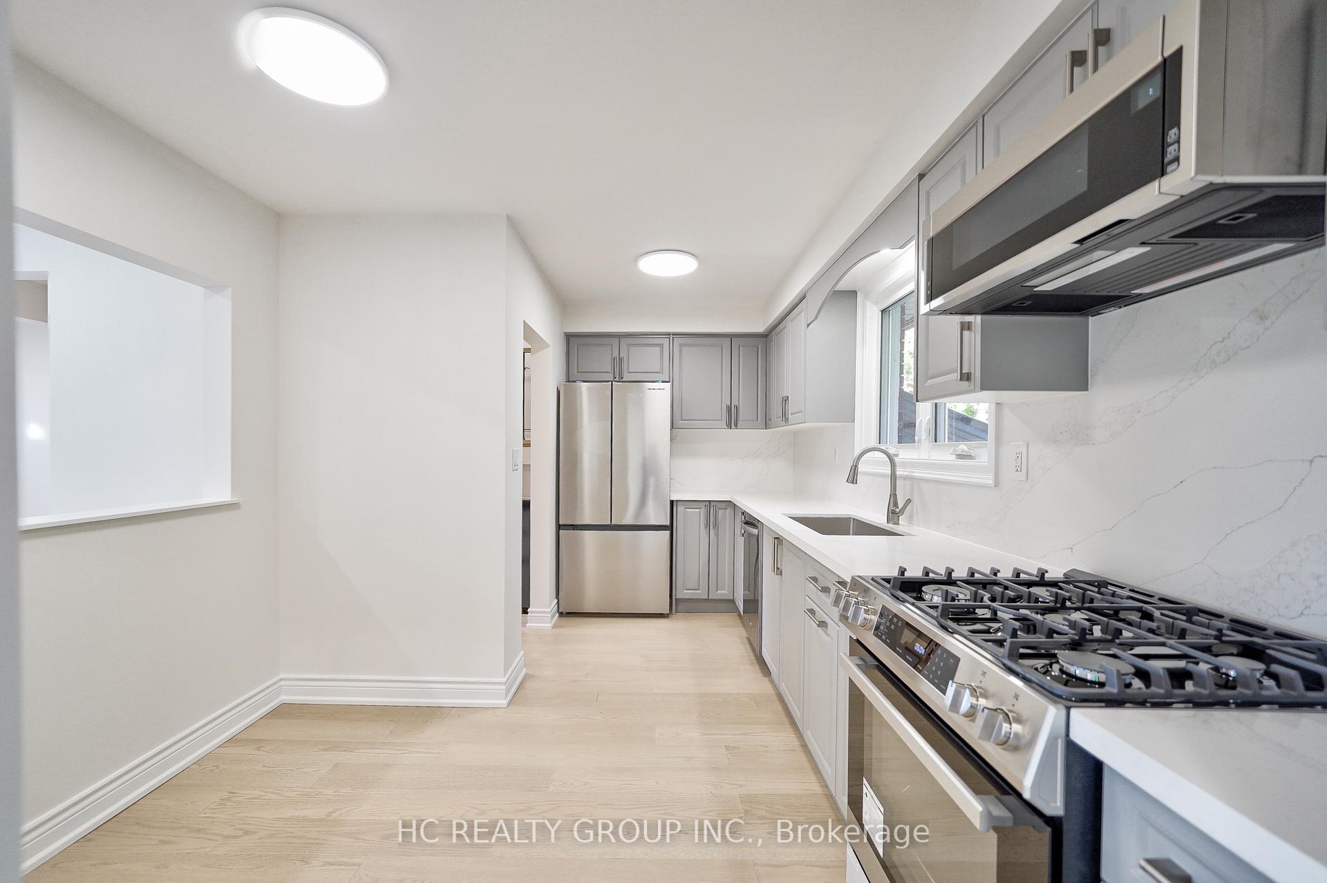 Photo 11 of 15 Willowgate Drive, Markham, Bullock — HOMEH