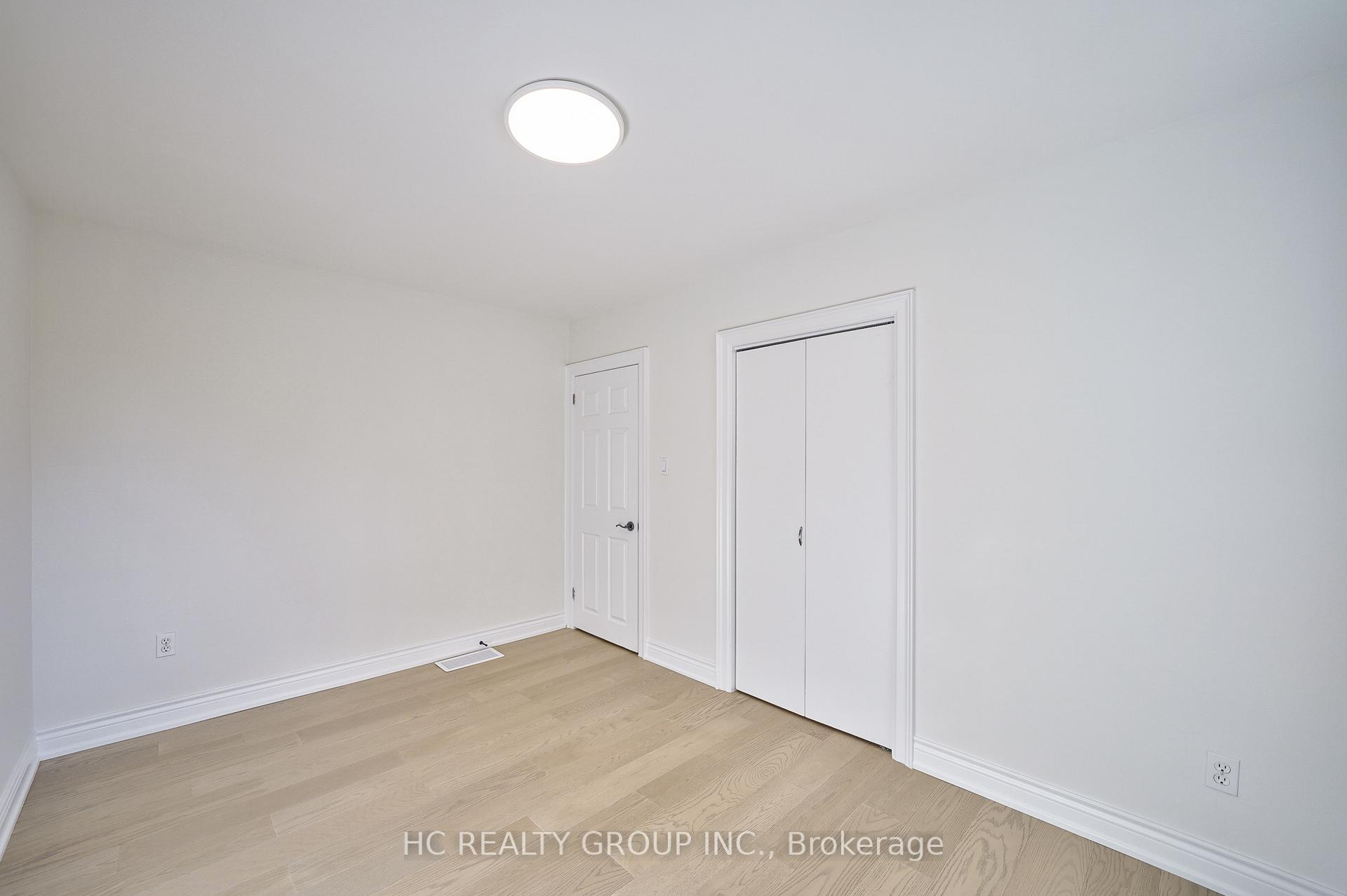 Photo 17 of 15 Willowgate Drive, Markham, Bullock — HOMEH