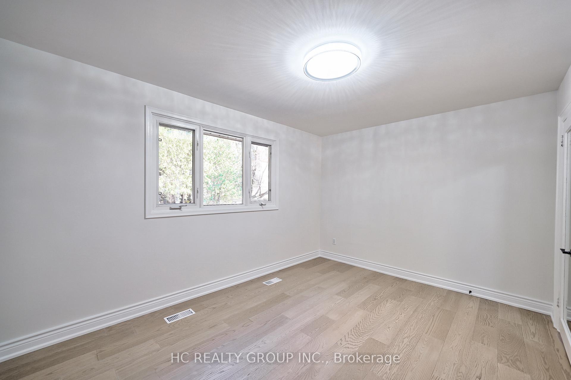 Photo 20 of 15 Willowgate Drive, Markham, Bullock — HOMEH