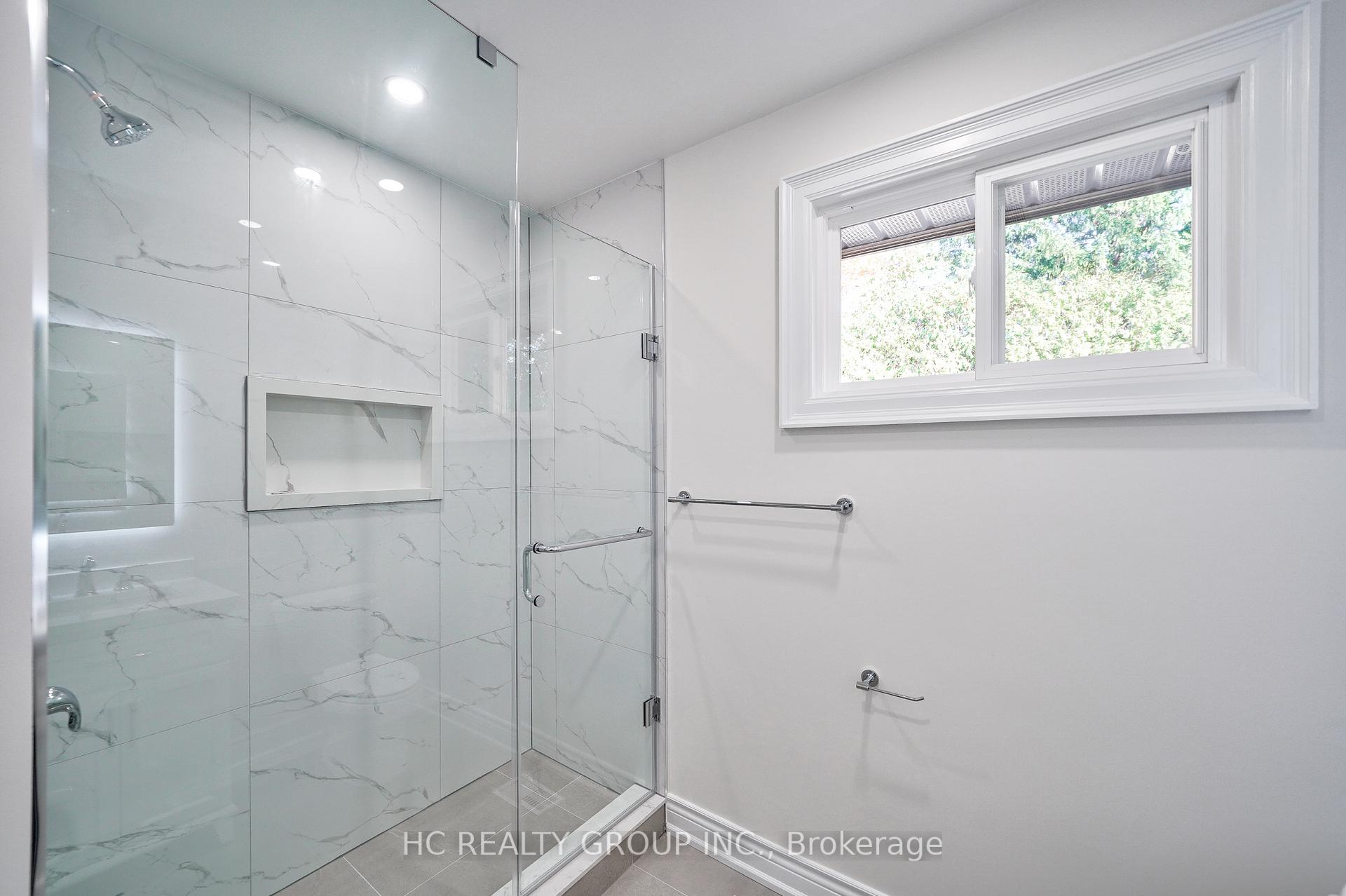 Photo 22 of 15 Willowgate Drive, Markham, Bullock — HOMEH