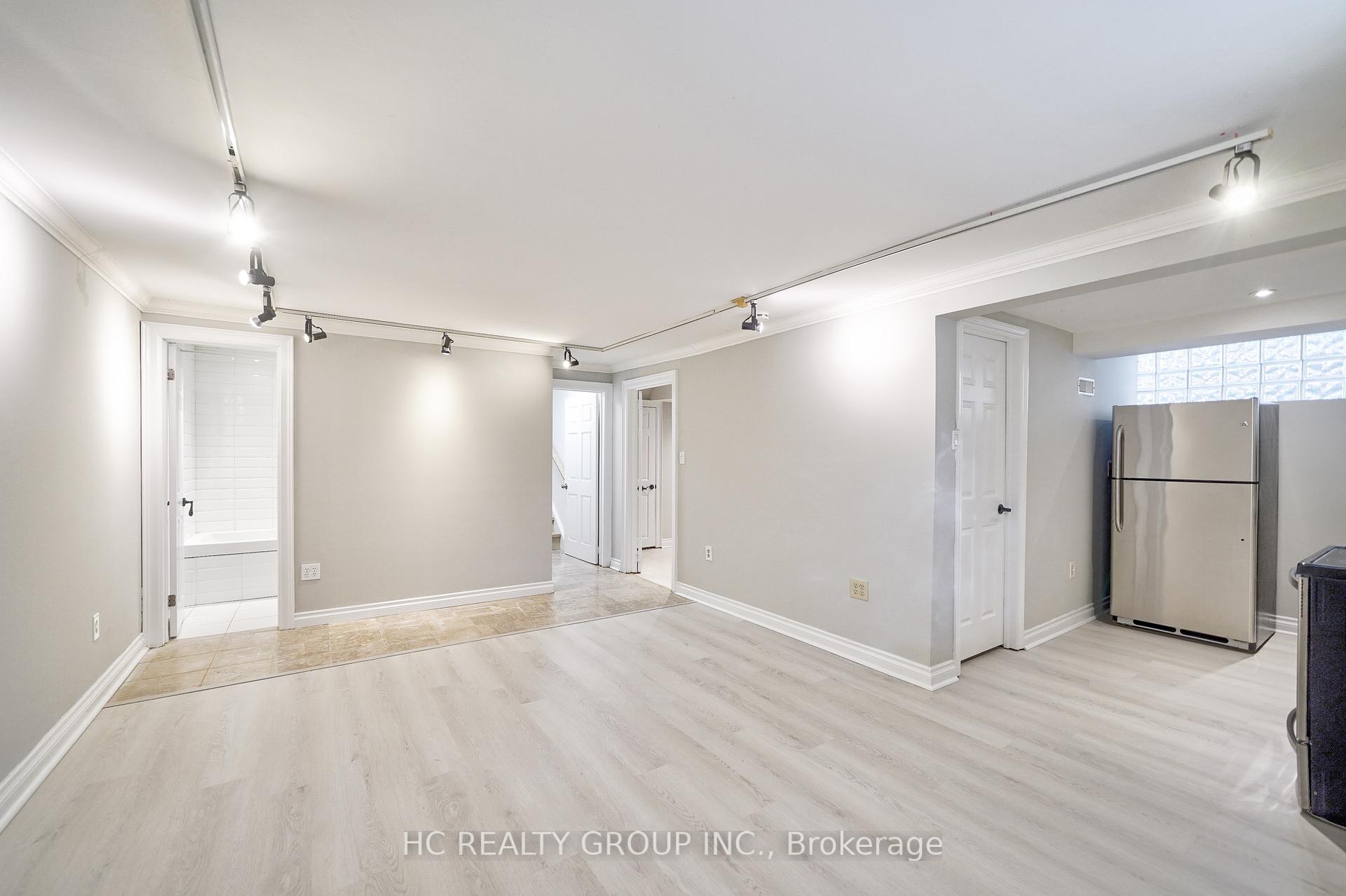 Photo 29 of 15 Willowgate Drive, Markham, Bullock — HOMEH