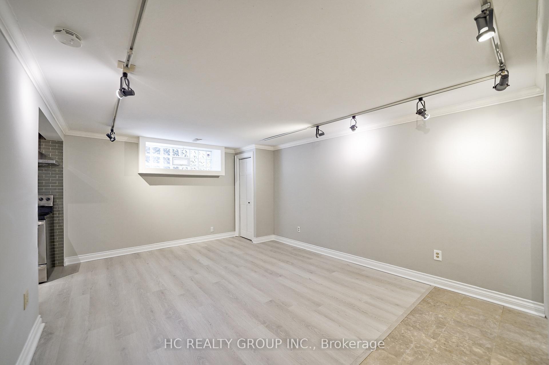 Photo 30 of 15 Willowgate Drive, Markham, Bullock — HOMEH