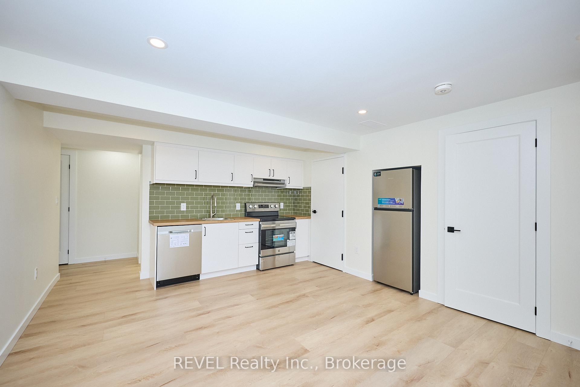 Photo 2 of Unit Lower Unit, 4652 Belfast Avenue, Niagara Falls, Ascot — HOMEH