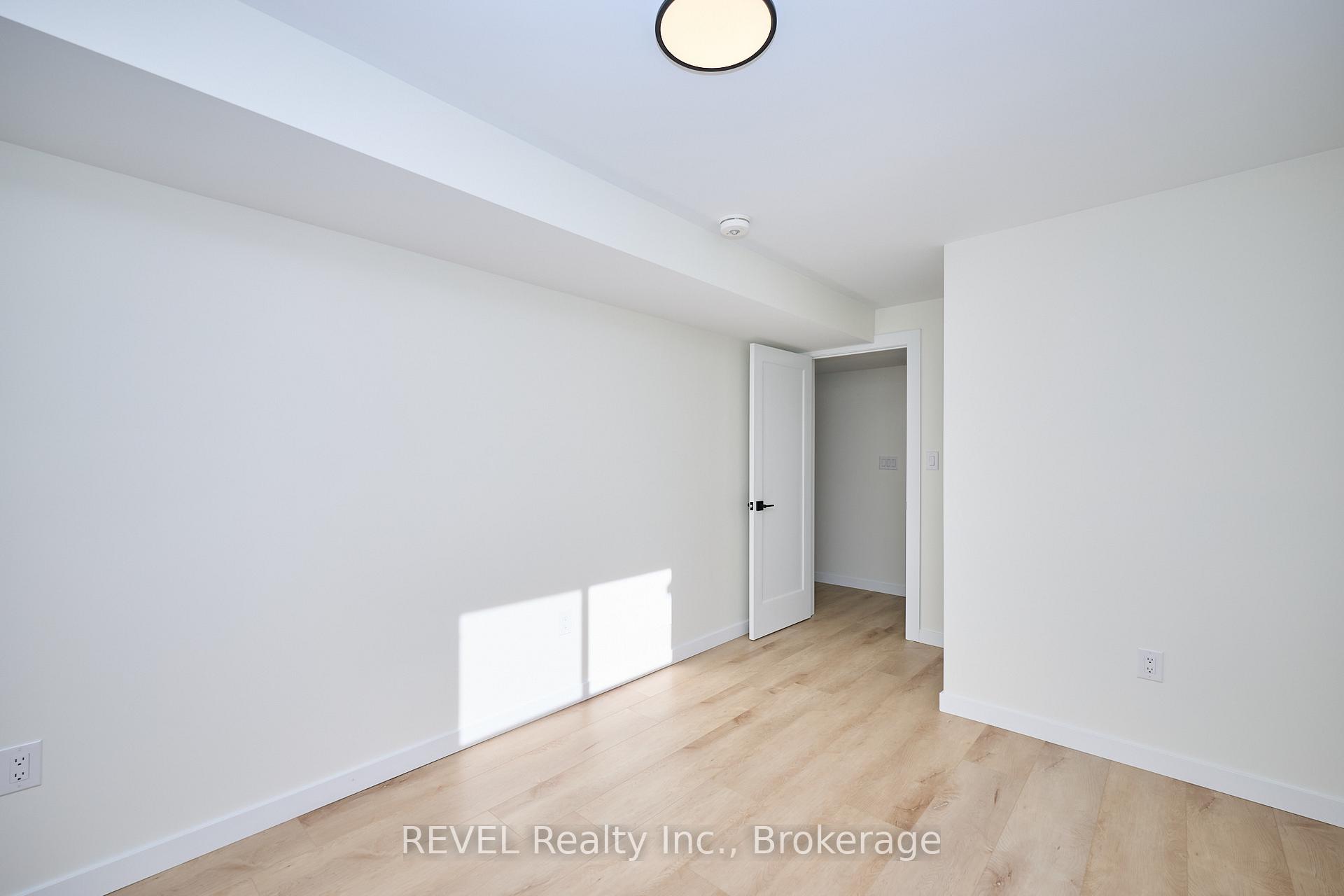 Photo 7 of Unit Lower Unit, 4652 Belfast Avenue, Niagara Falls, Ascot — HOMEH