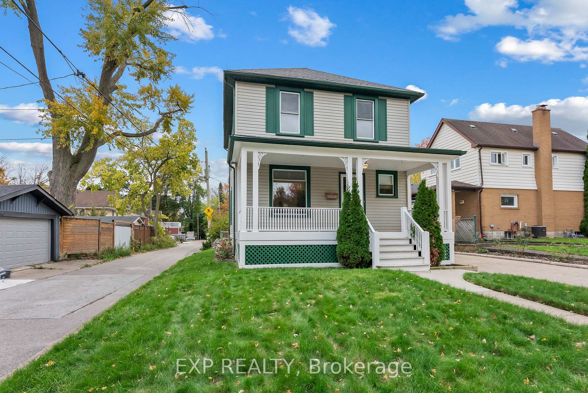 Photo 5 of 4364 Otter Street, Niagara Falls, Downtown — HOMEH