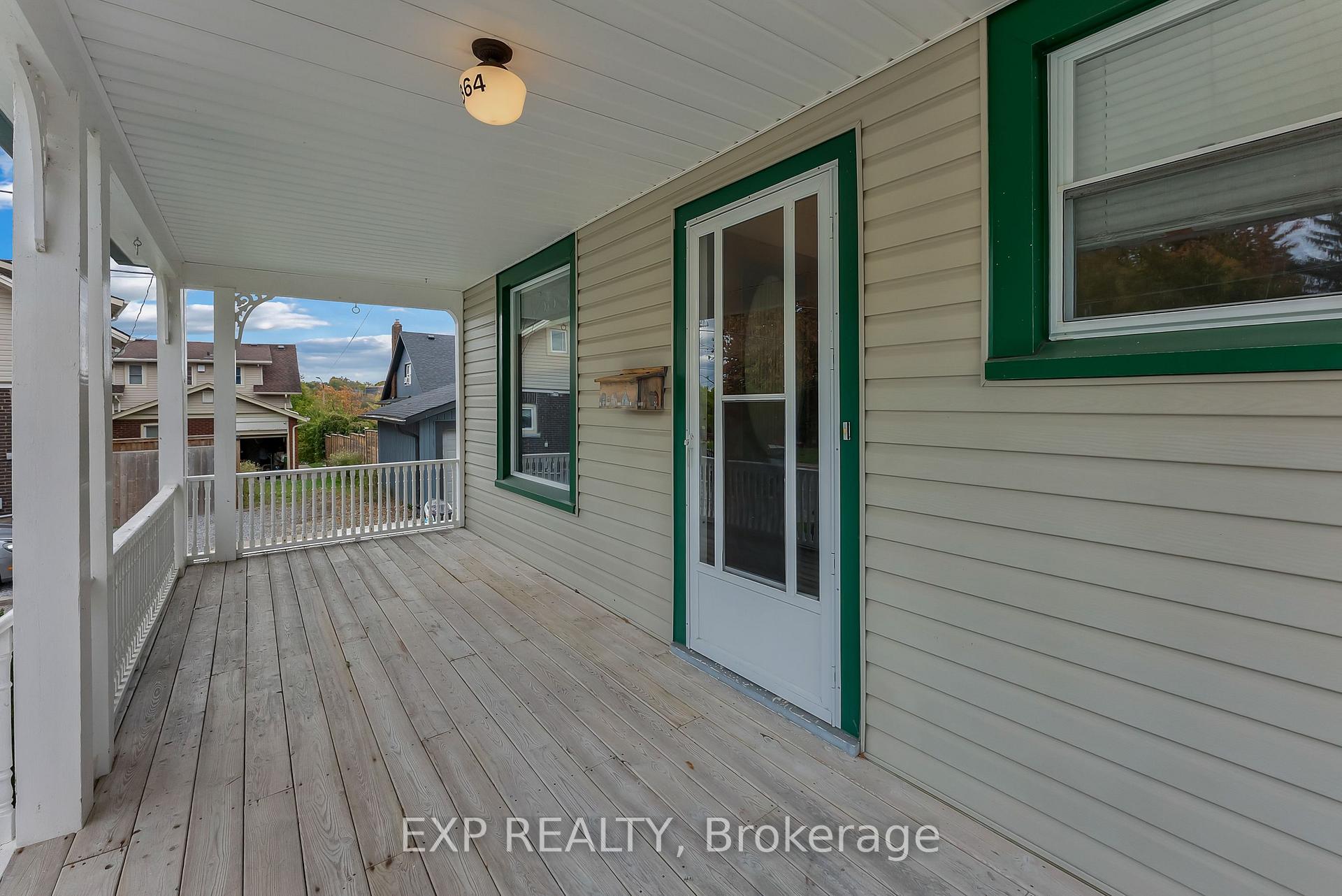 Photo 7 of 4364 Otter Street, Niagara Falls, Downtown — HOMEH