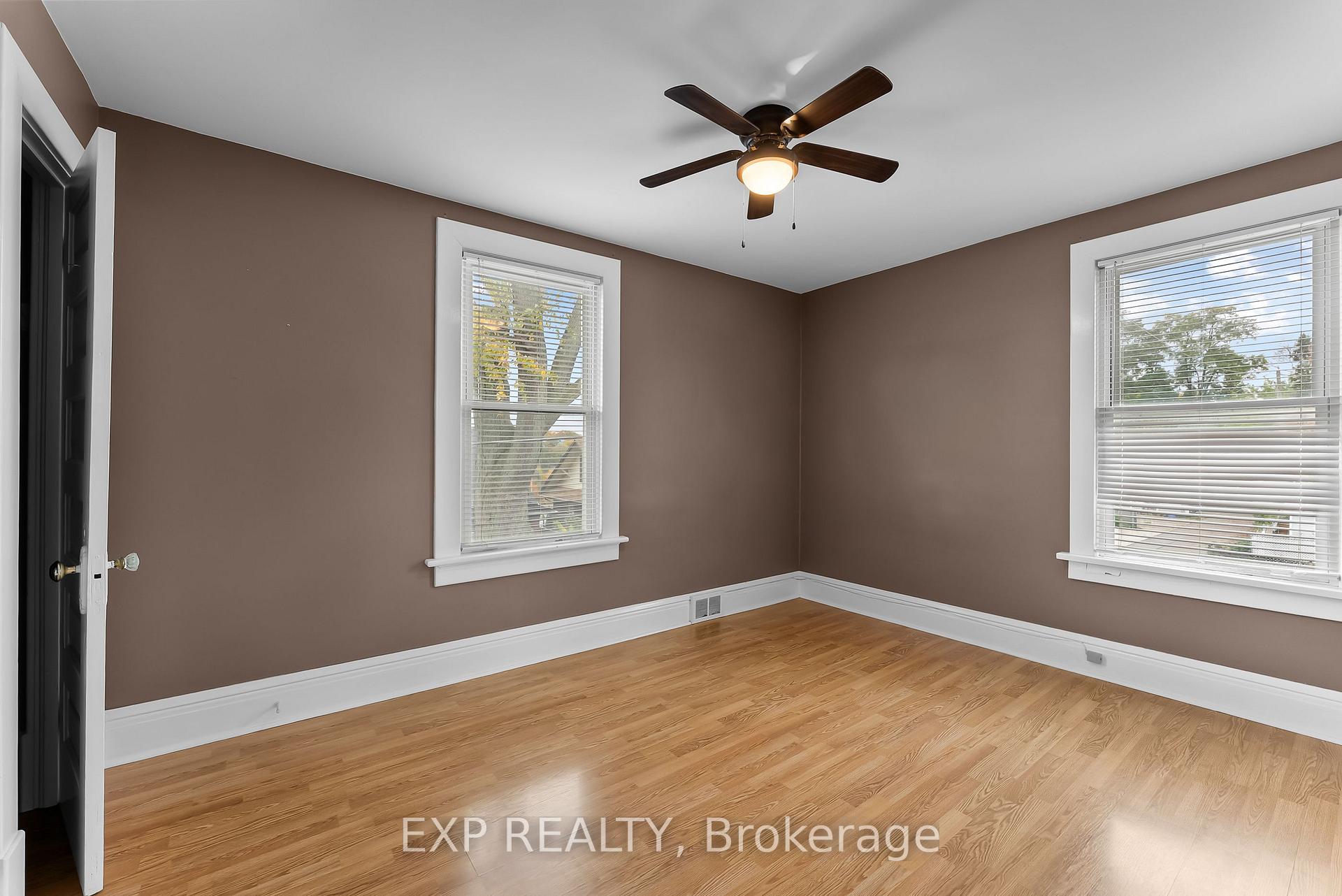 Photo 21 of 4364 Otter Street, Niagara Falls, Downtown — HOMEH