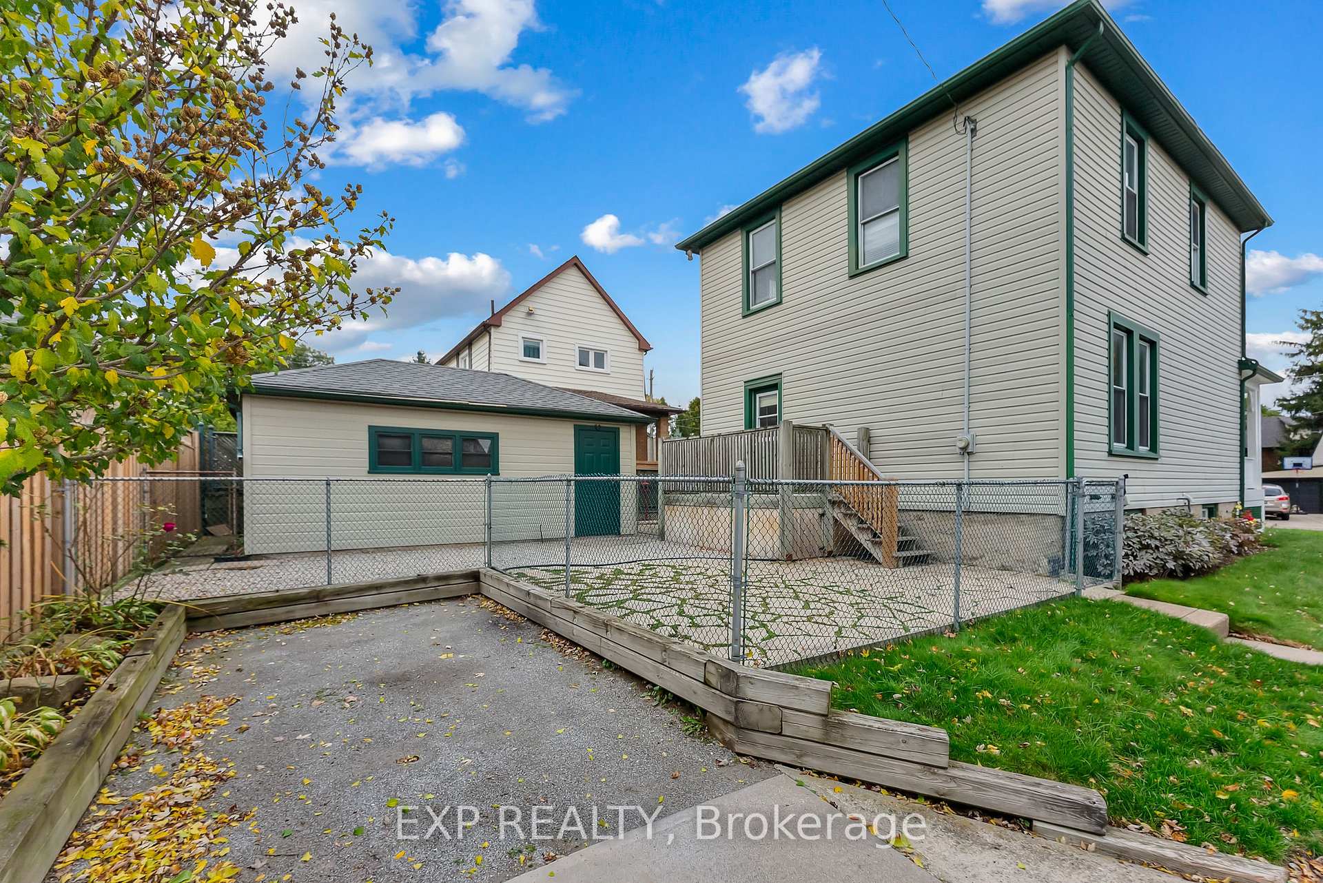 Photo 33 of 4364 Otter Street, Niagara Falls, Downtown — HOMEH