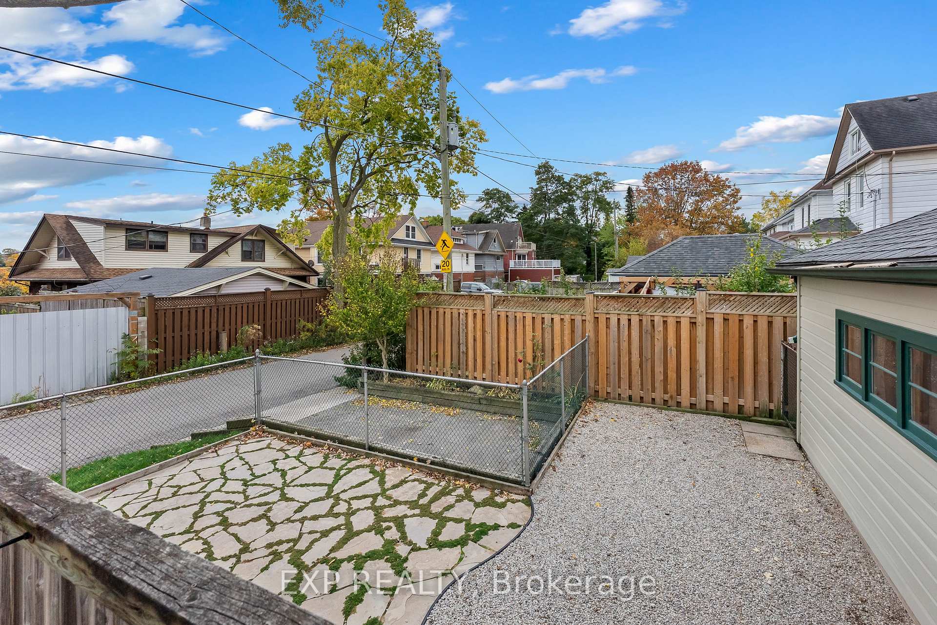 Photo 35 of 4364 Otter Street, Niagara Falls, Downtown — HOMEH