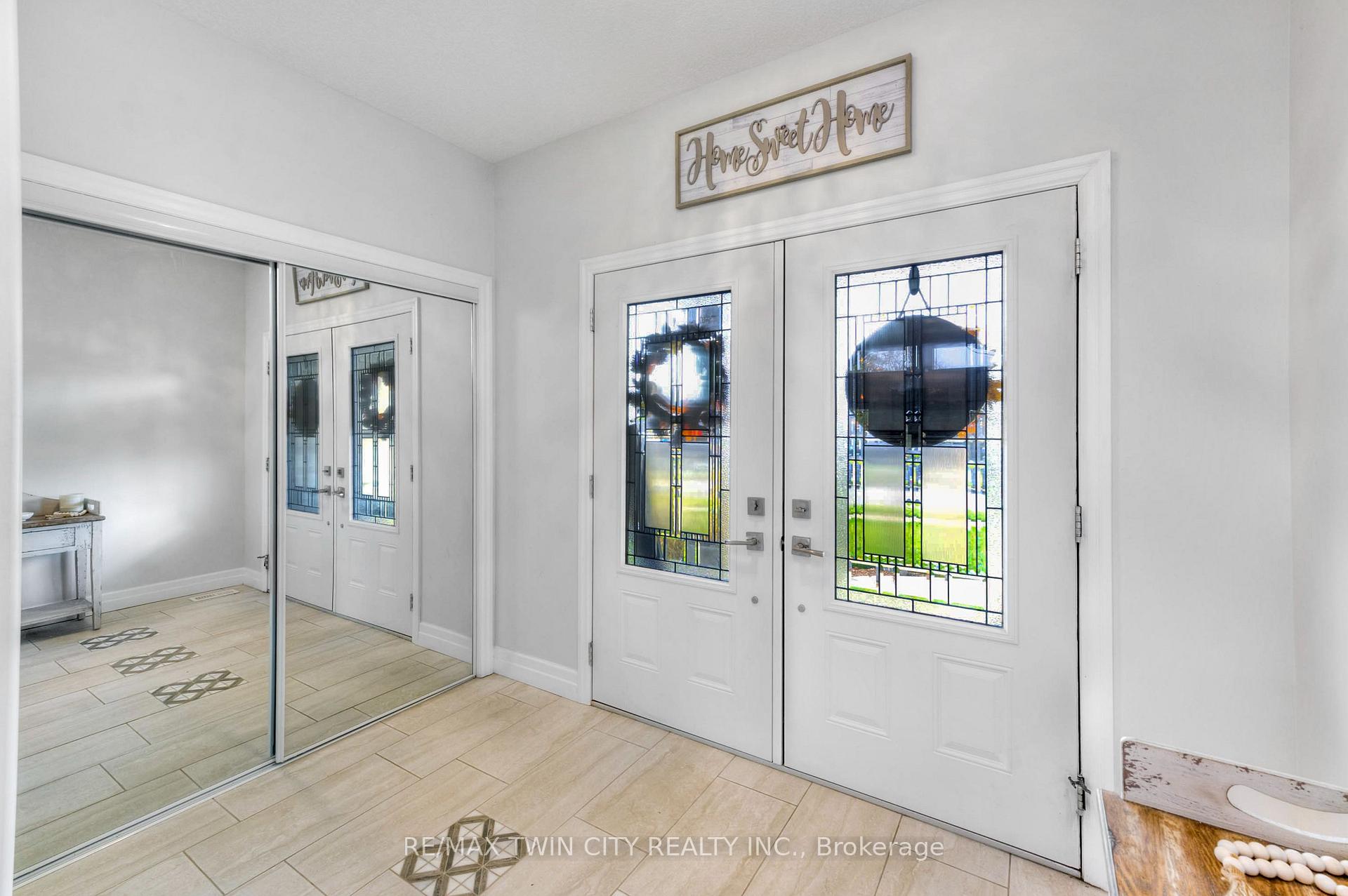 Photo 4 of 78 Gerber Drive, Perth East, Milverton — HOMEH