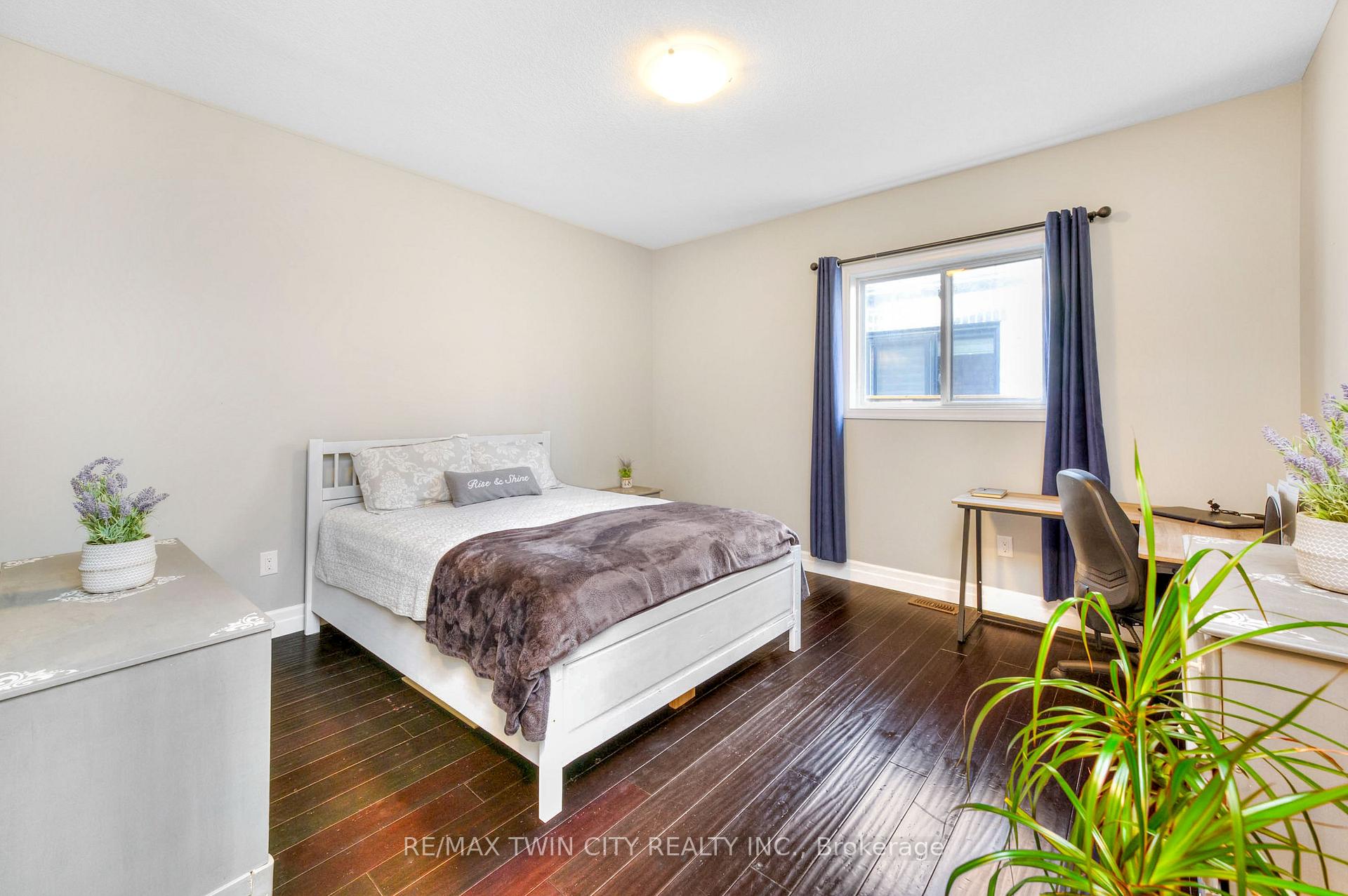 Photo 18 of 78 Gerber Drive, Perth East, Milverton — HOMEH