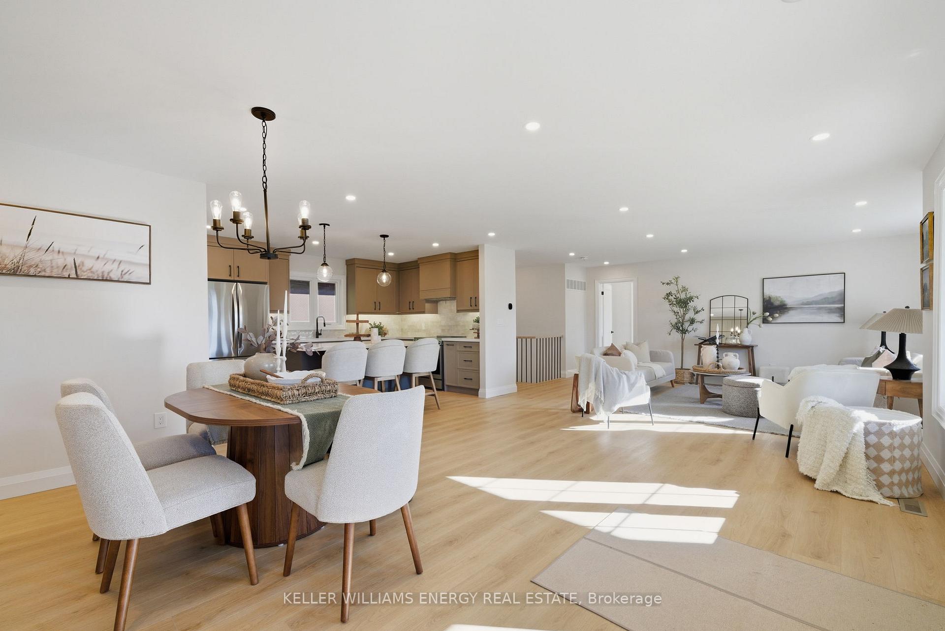 Photo 8 of 476 Beurling Avenue, Oshawa, McLaughlin — HOMEH