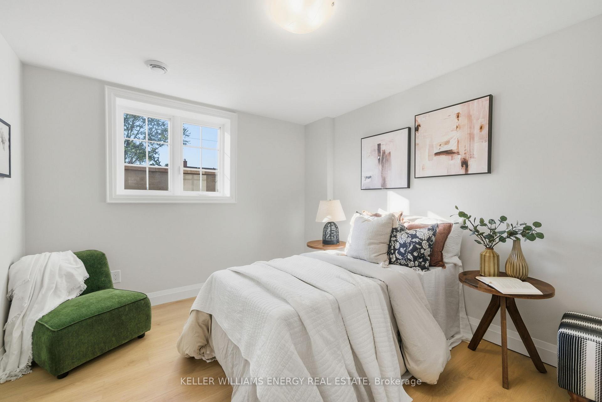 Photo 22 of 476 Beurling Avenue, Oshawa, McLaughlin — HOMEH