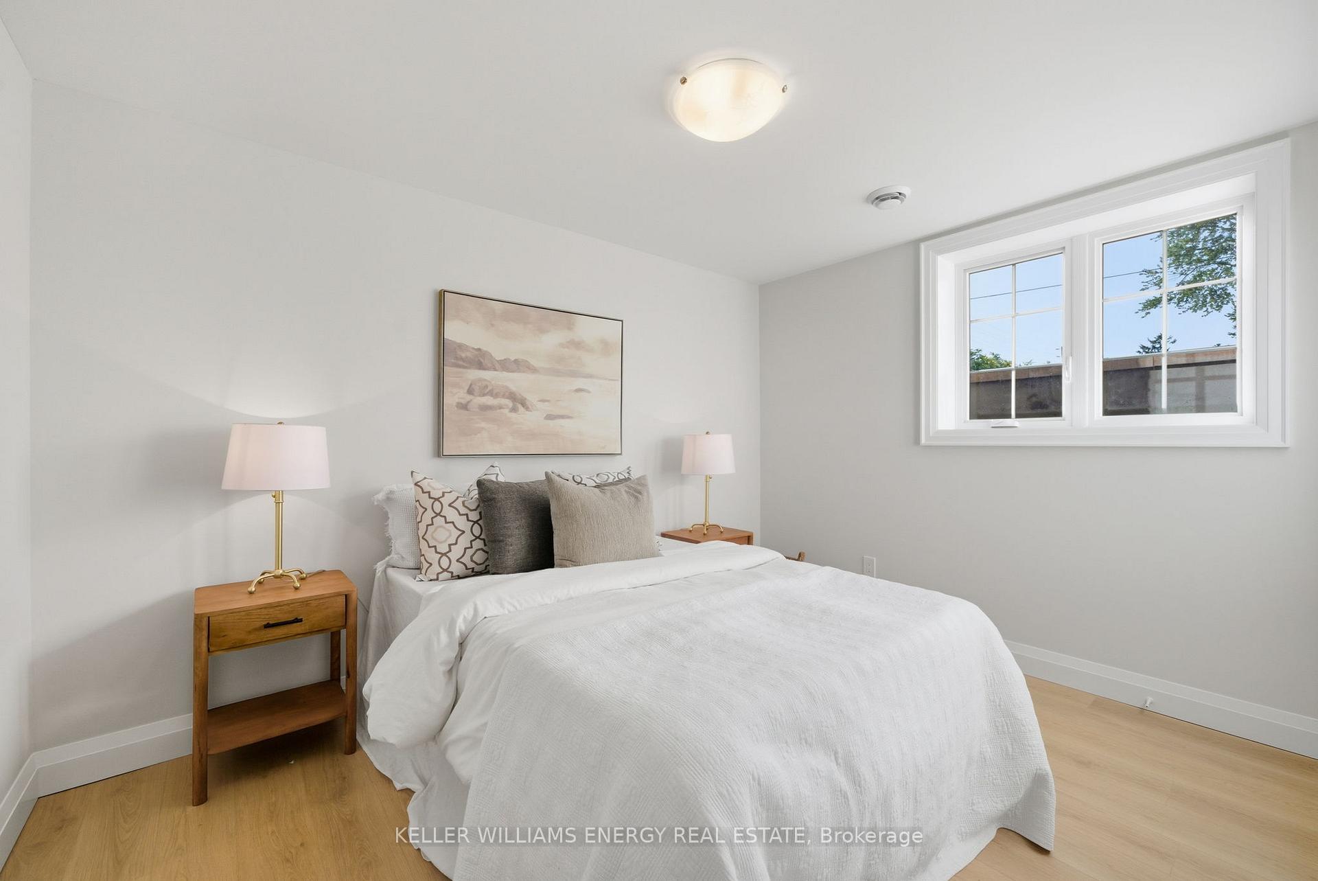 Photo 23 of 476 Beurling Avenue, Oshawa, McLaughlin — HOMEH