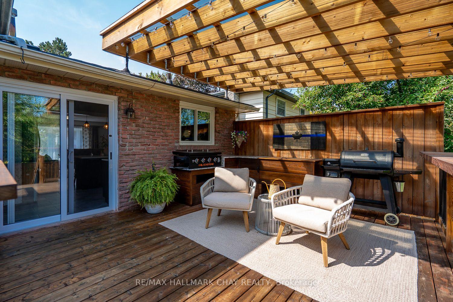 Photo 3 of 277 Tupper Boulevard, New Tecumseth, Alliston — HOMEH