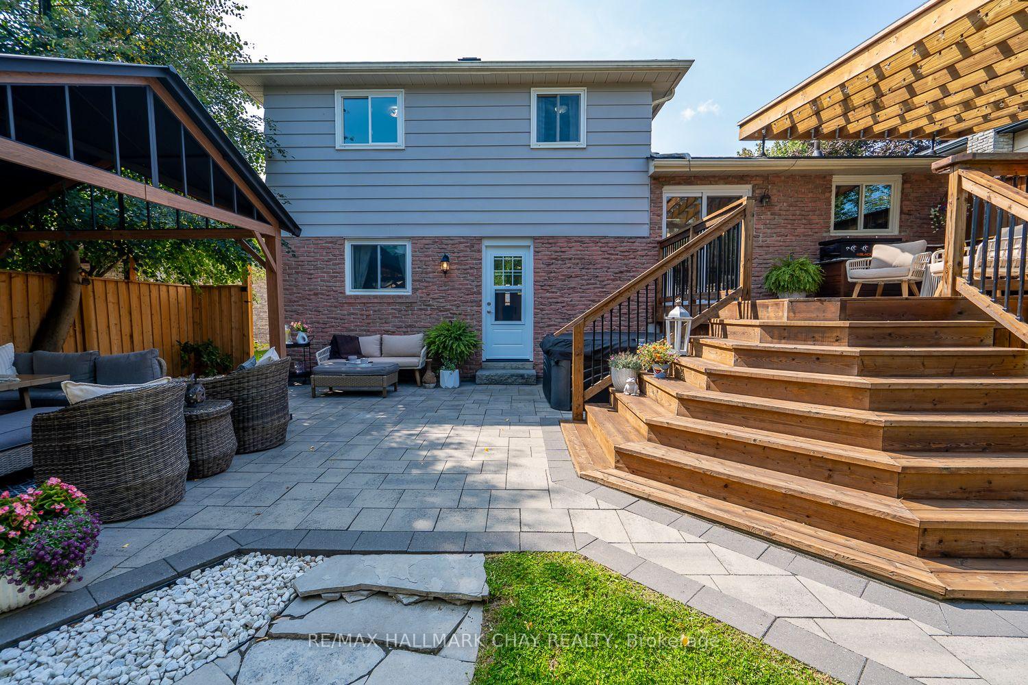 Photo 10 of 277 Tupper Boulevard, New Tecumseth, Alliston — HOMEH
