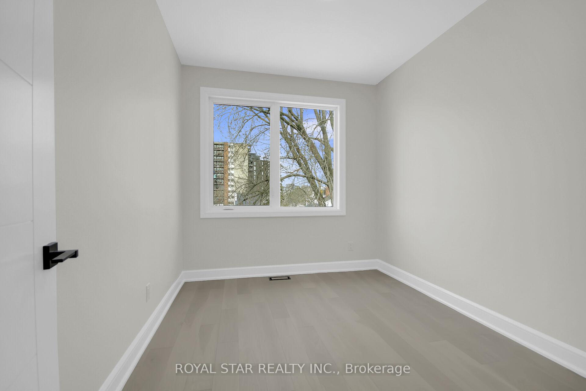 Photo 30 of 551 Mutual Street, Ottawa, Castle Heights — HOMEH