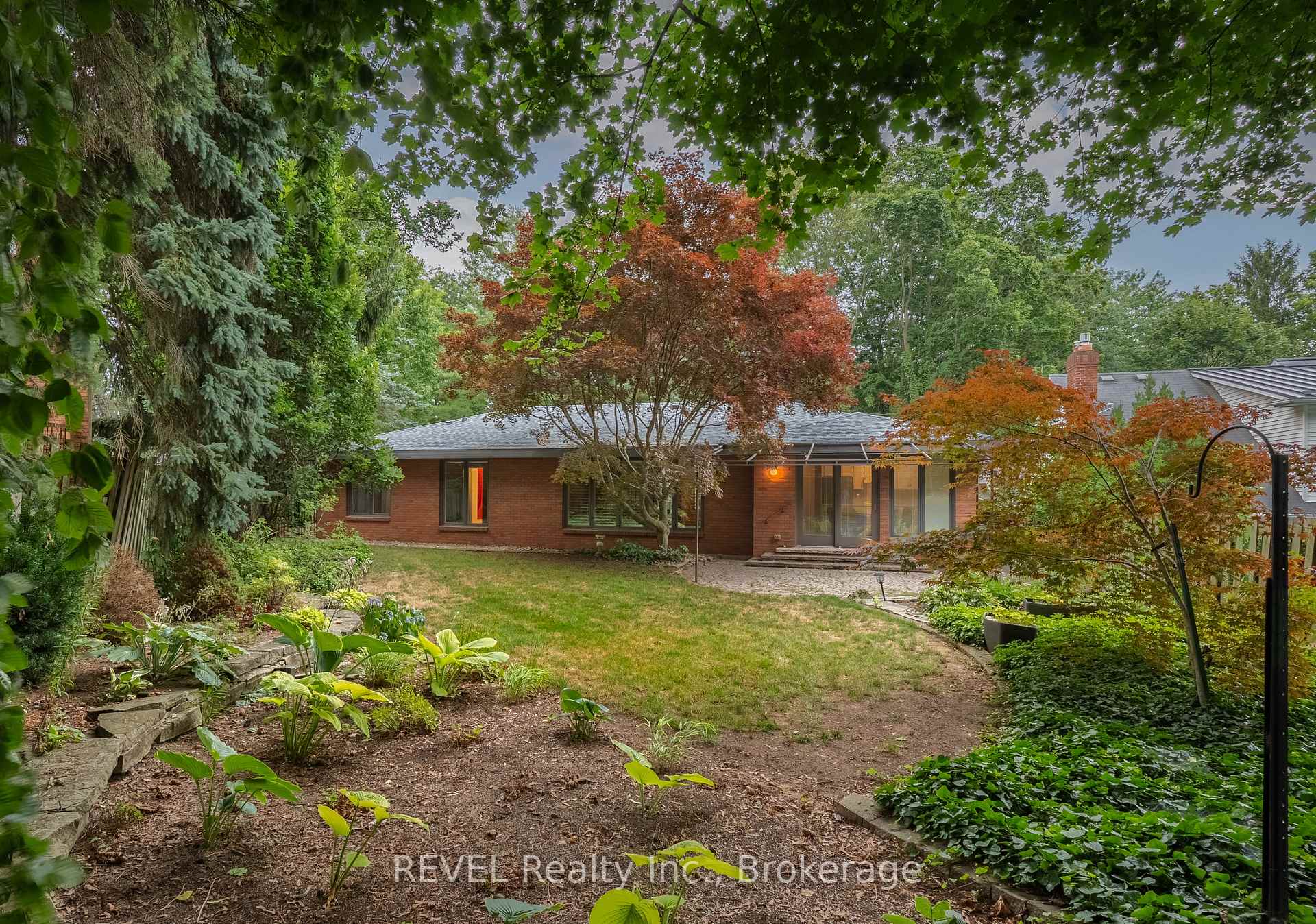 Photo 6 of 38 Forest Hill Crescent, Pelham, Fonthill — HOMEH