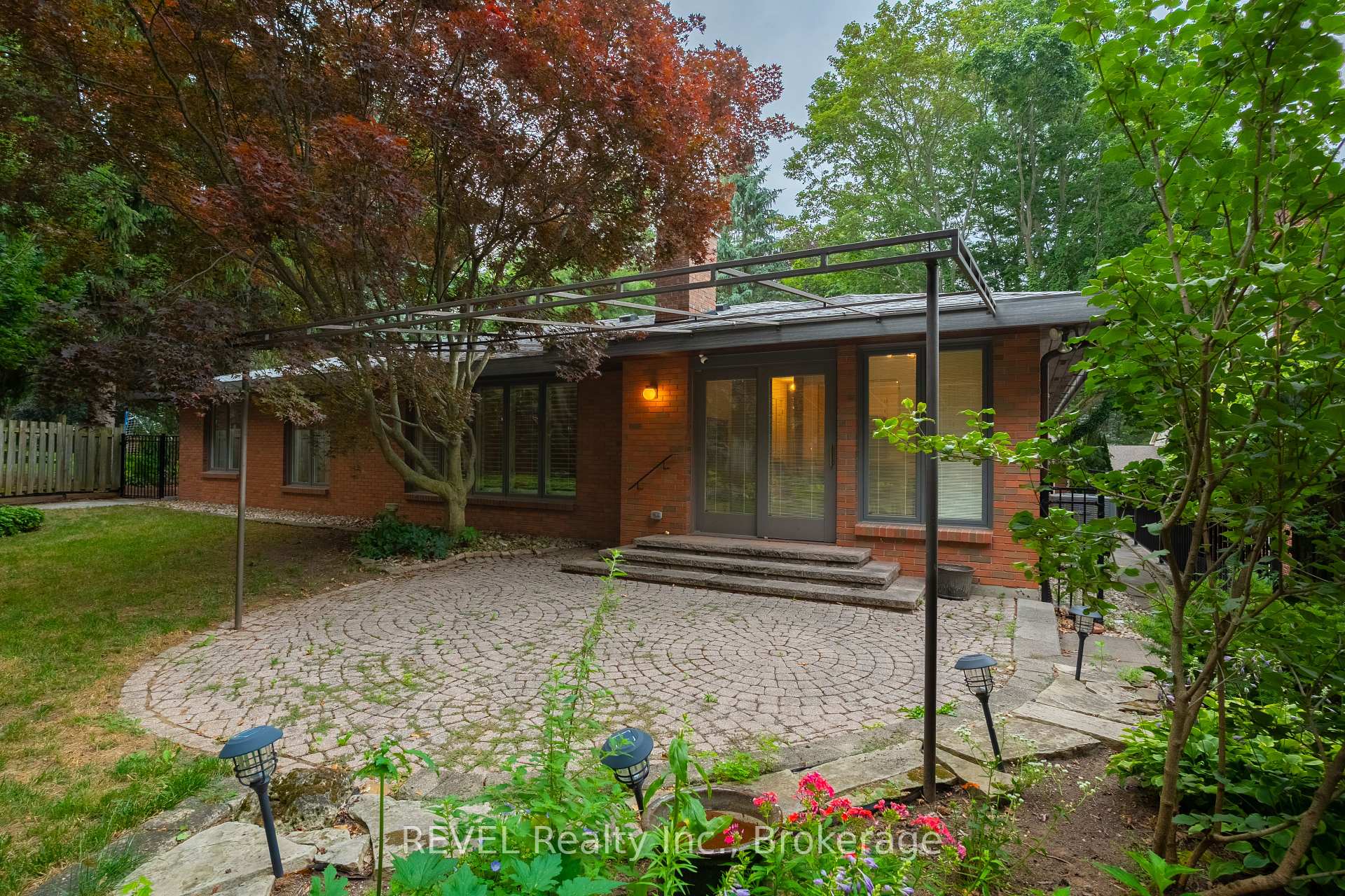Photo 7 of 38 Forest Hill Crescent, Pelham, Fonthill — HOMEH