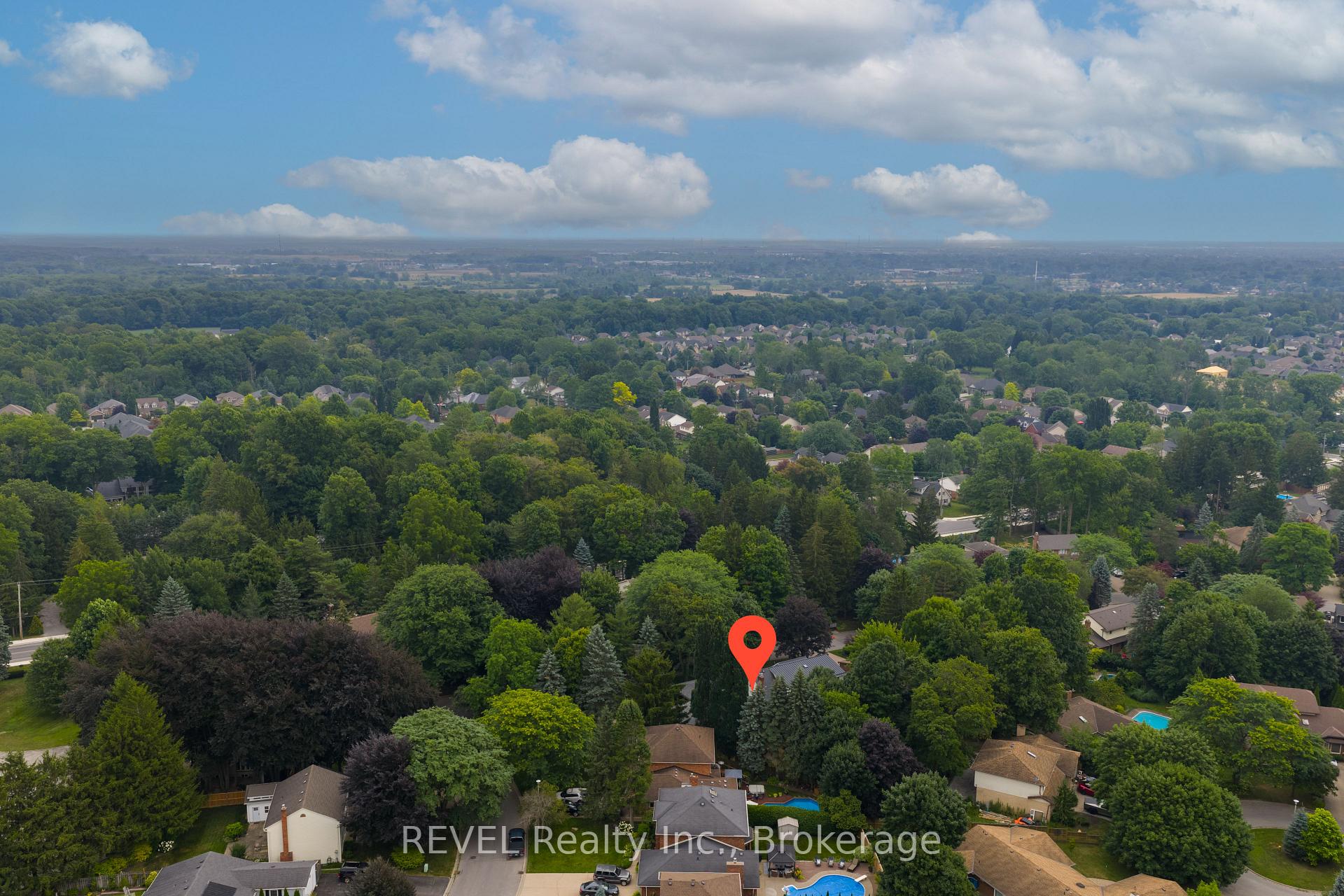 Photo 15 of 38 Forest Hill Crescent, Pelham, Fonthill — HOMEH