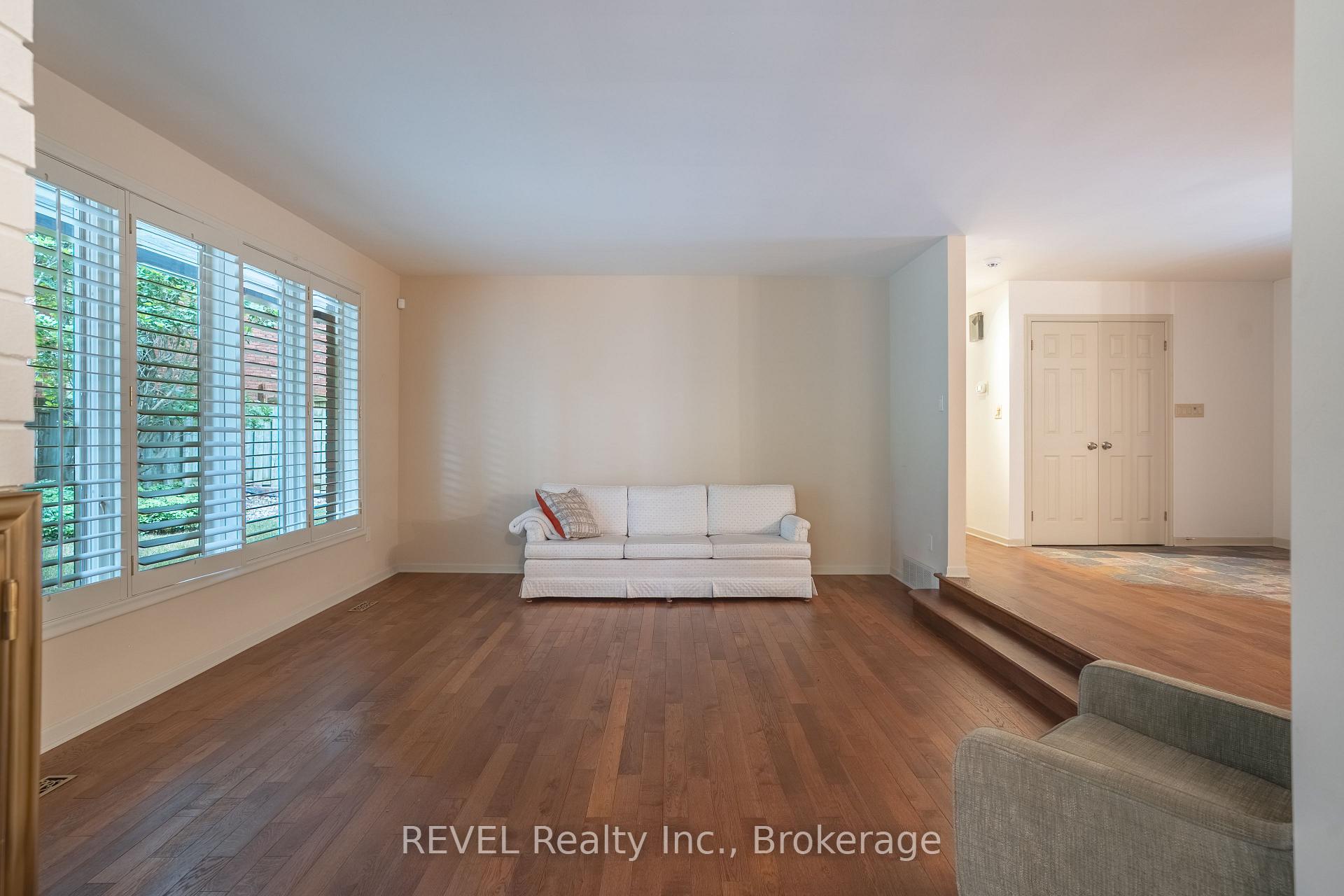 Photo 24 of 38 Forest Hill Crescent, Pelham, Fonthill — HOMEH