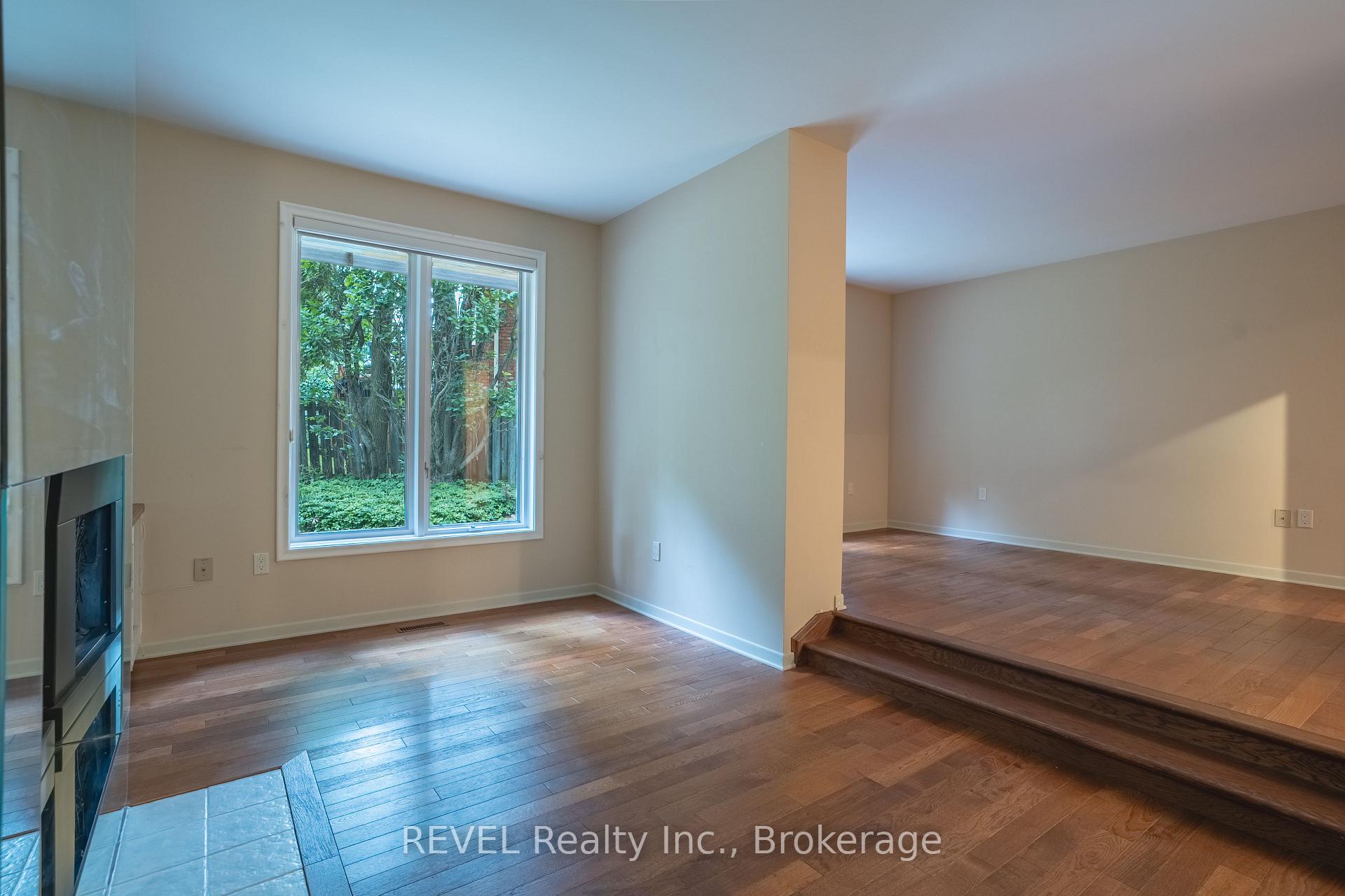 Photo 32 of 38 Forest Hill Crescent, Pelham, Fonthill — HOMEH