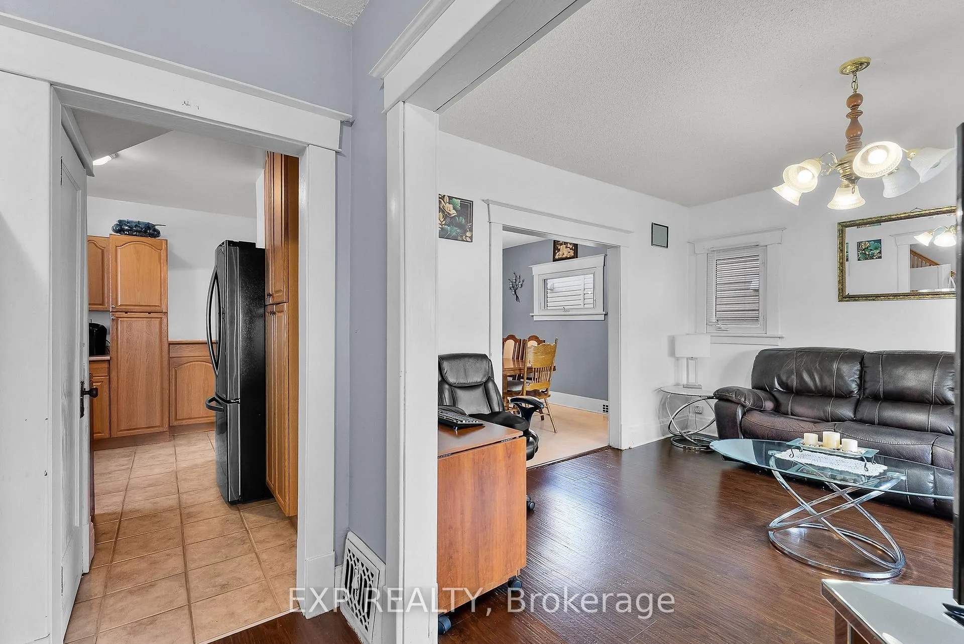 Photo 6 of 5132 Morrison Street, Niagara Falls, Cherrywood — HOMEH